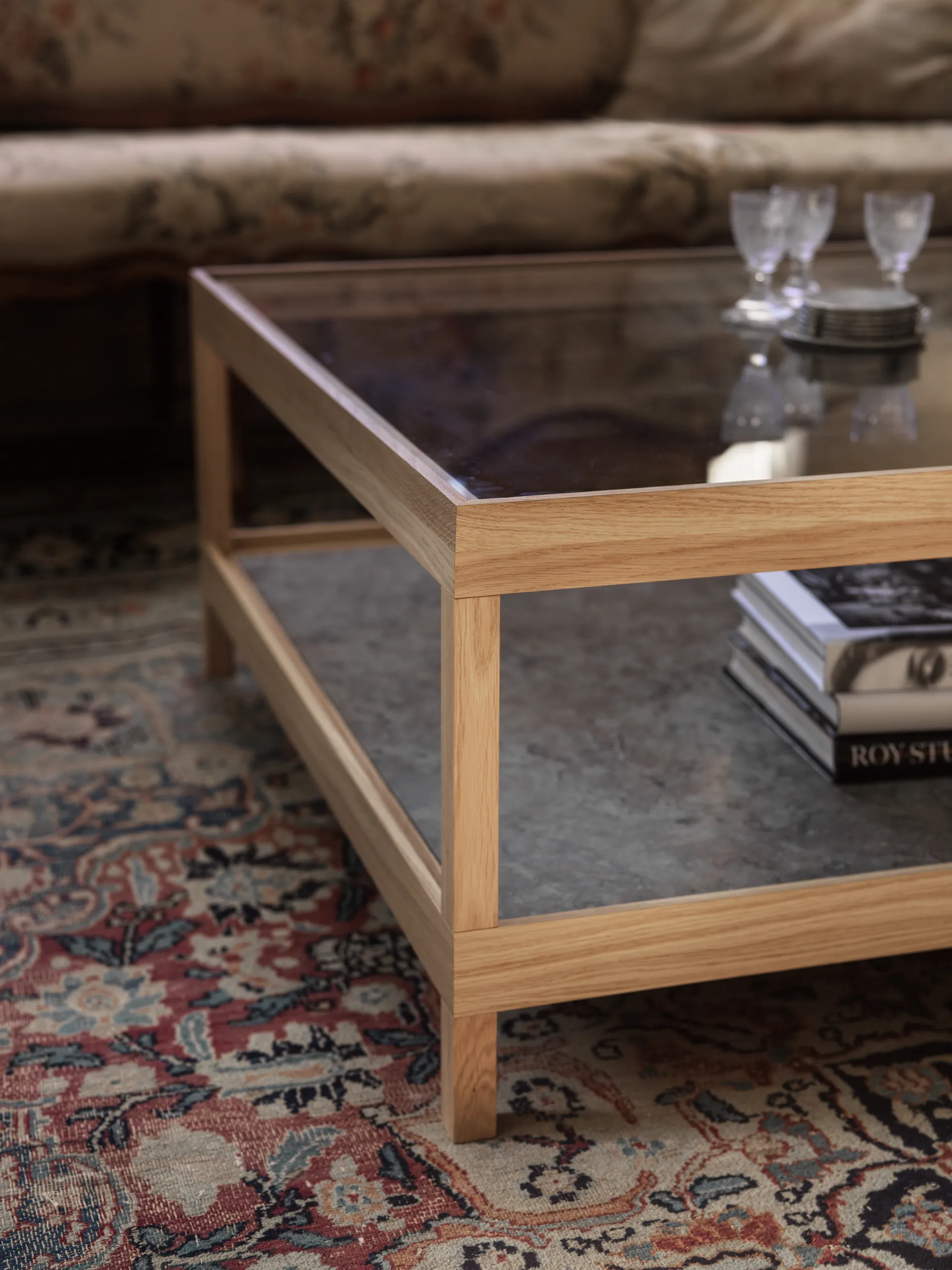 Ima-sohvapöytä 90x90 cm, Vitpigmenttinen mattalakkainen tammi, kalkkikivi Mavis