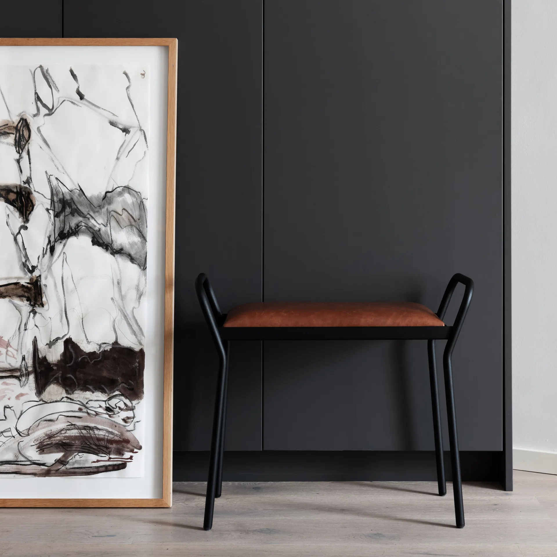 Anyone tuoli, musta-luonnonnahka Maze