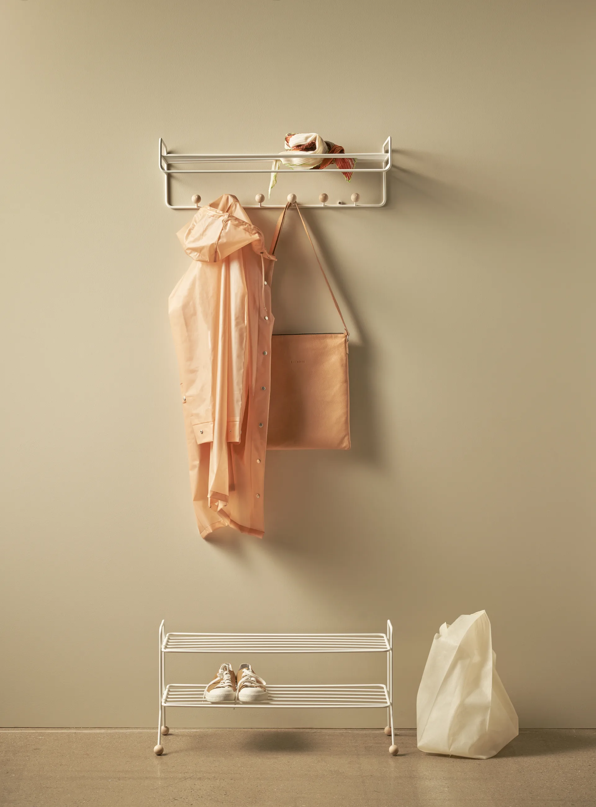 Bill Hat rack hattuhylly, Greige Maze