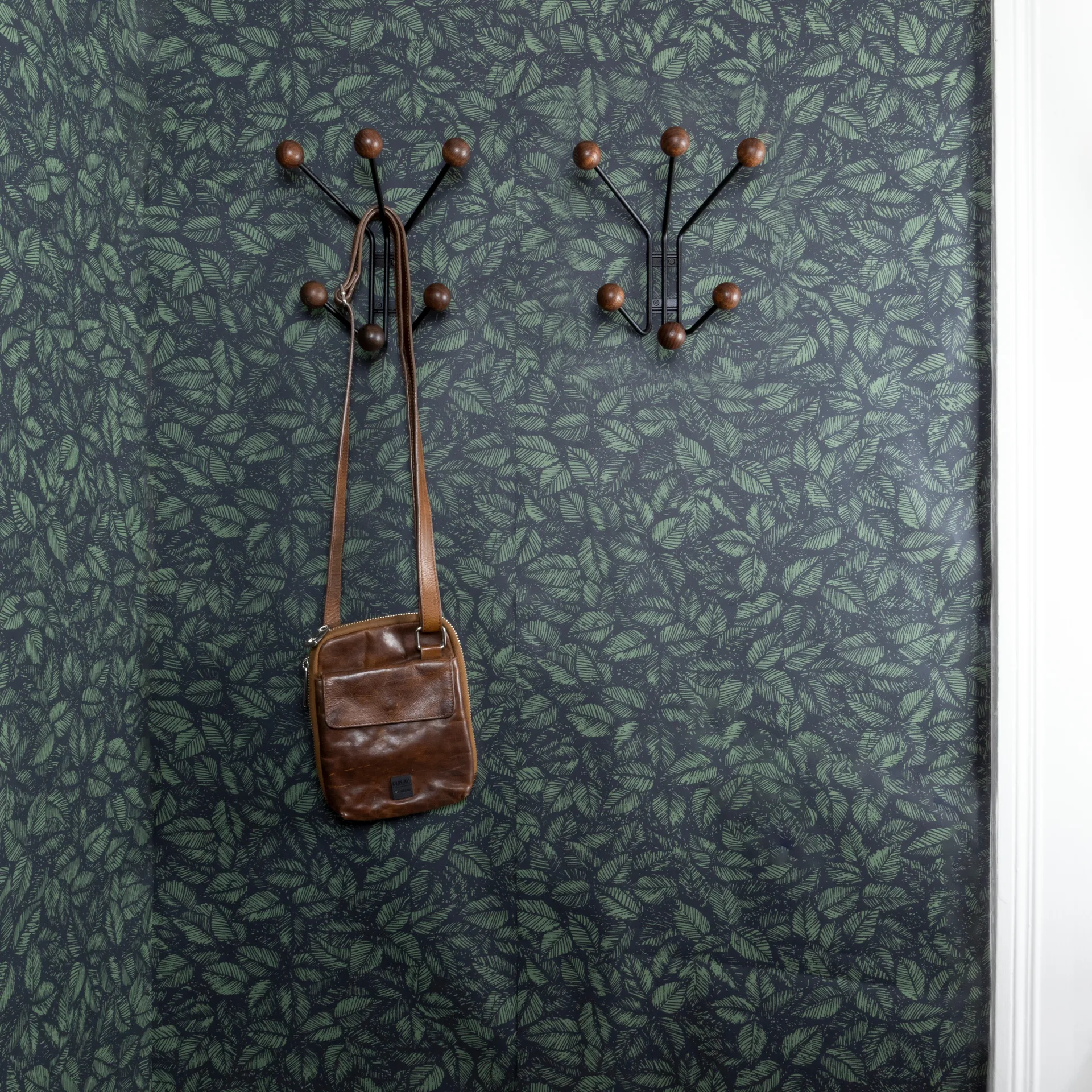 Bill vaatenaulakko, XS, Musta-tummanruskea Maze