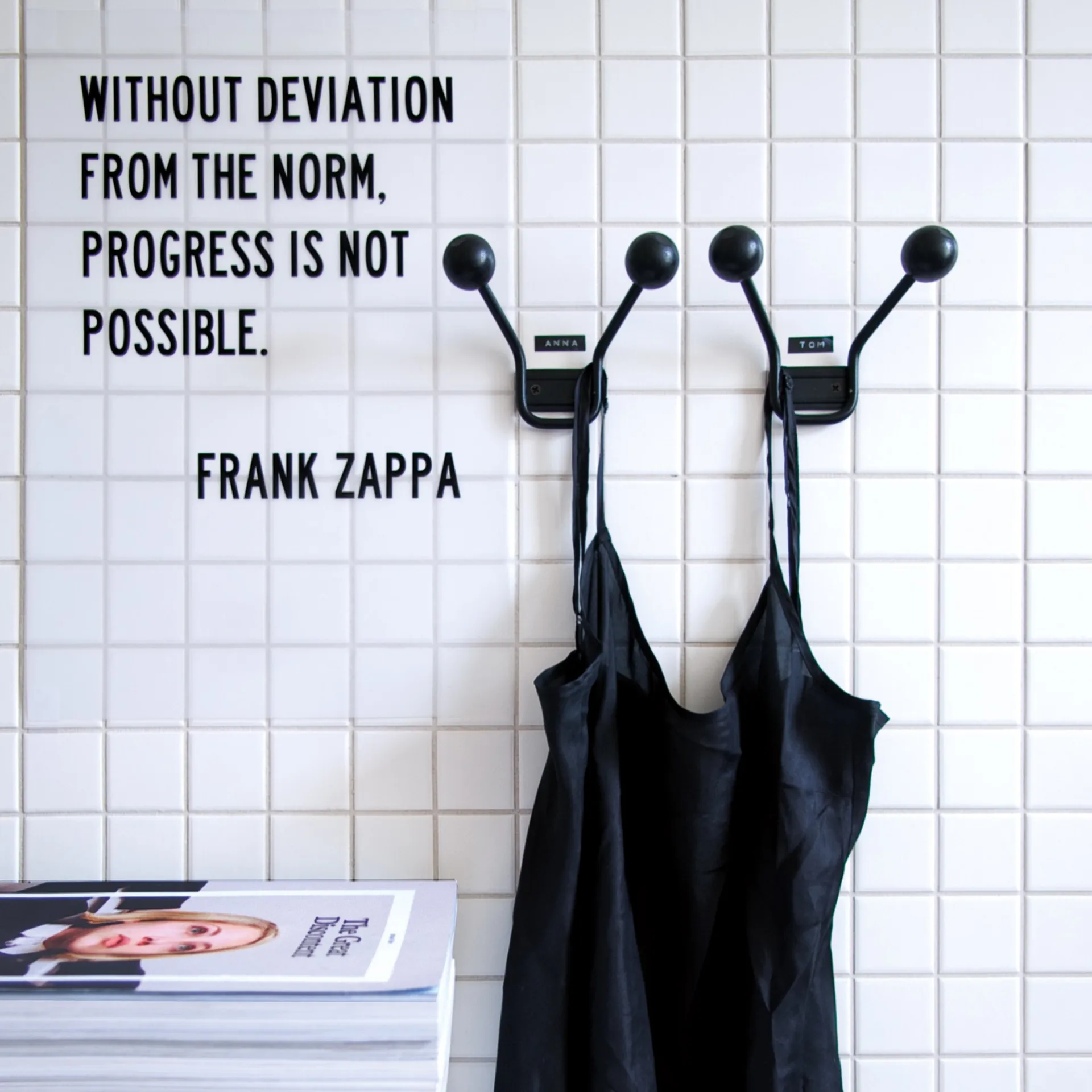 Bill XXS vaatenaulakko, musta Maze