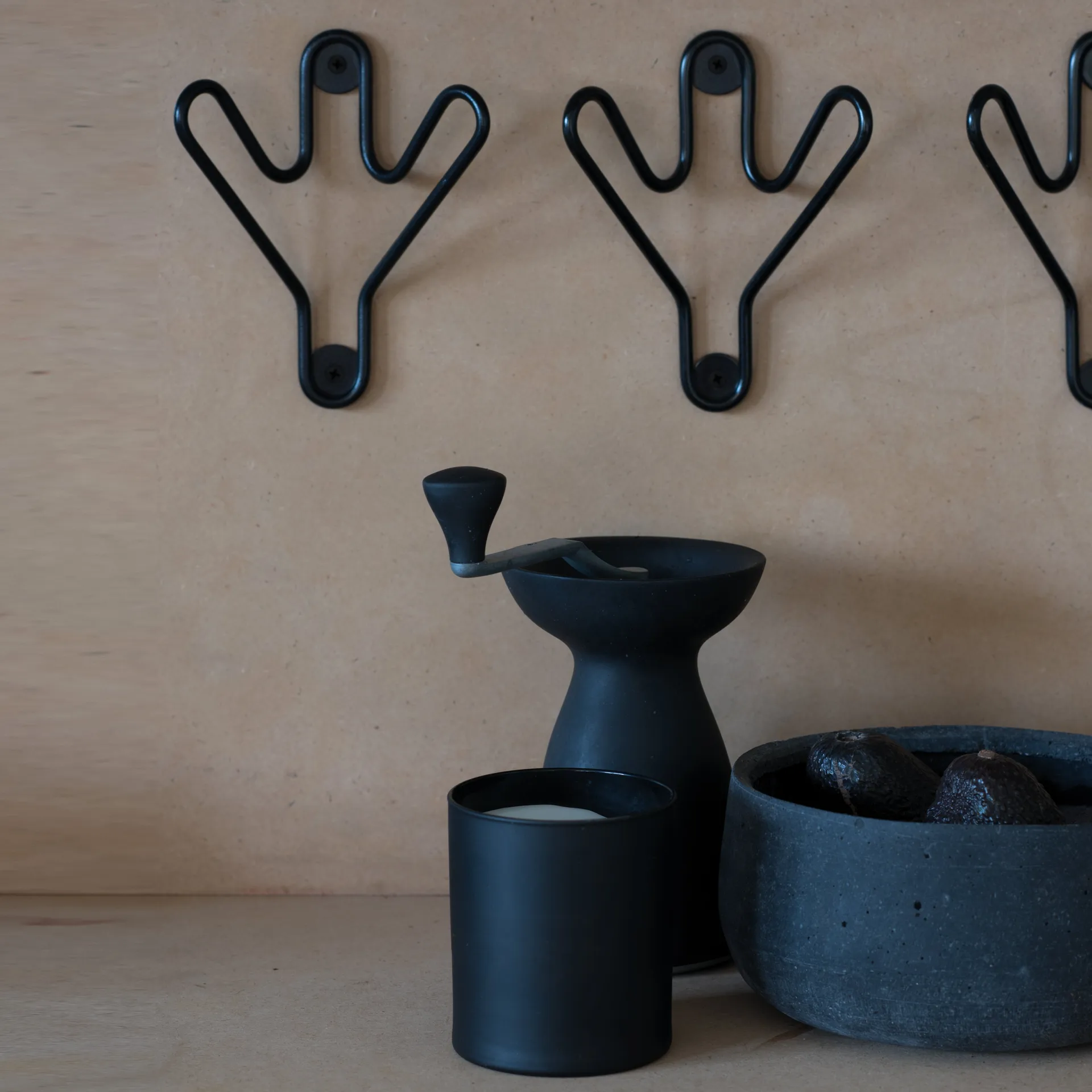 Buddy koukku, musta Maze