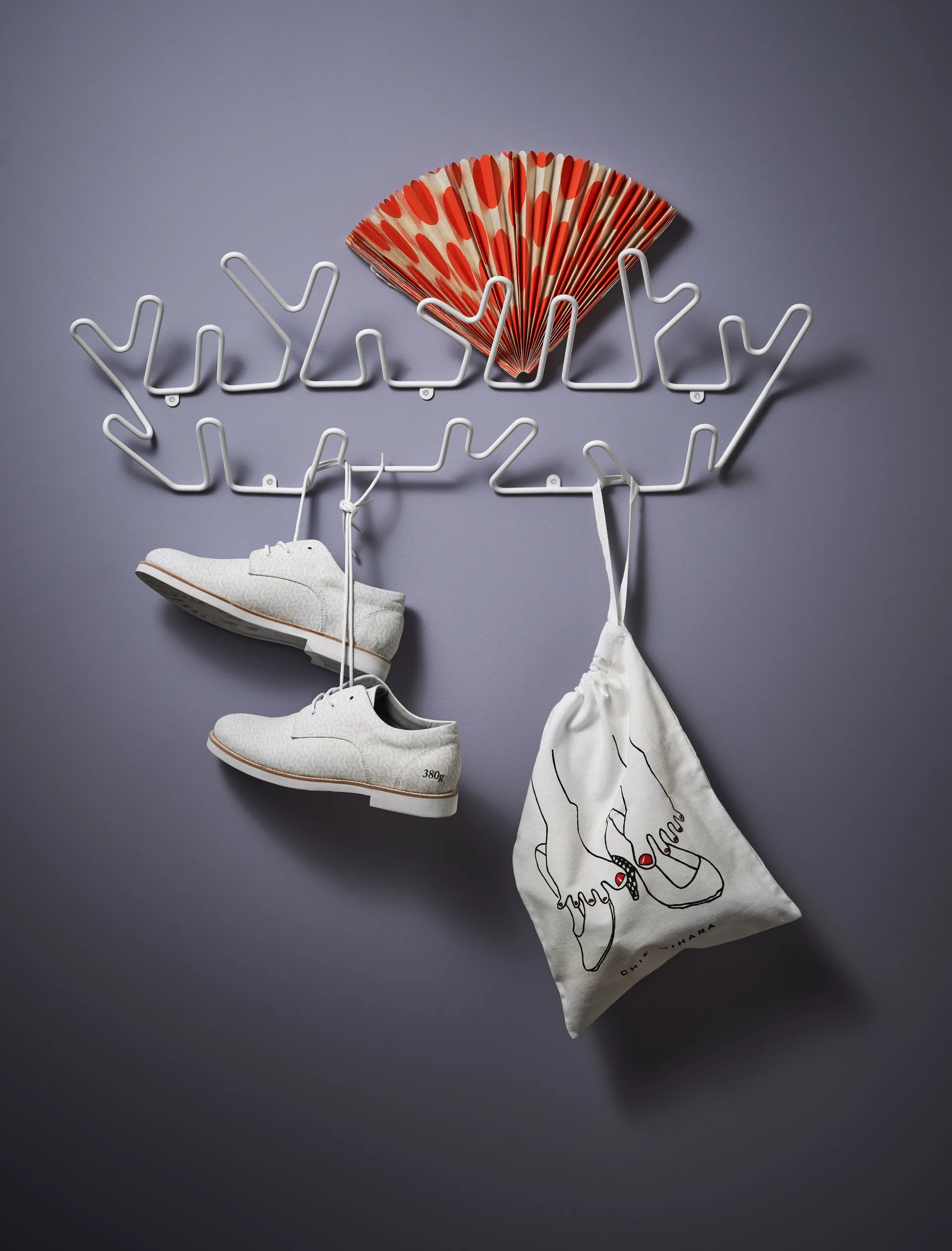 Crown L -ripustin, White Maze