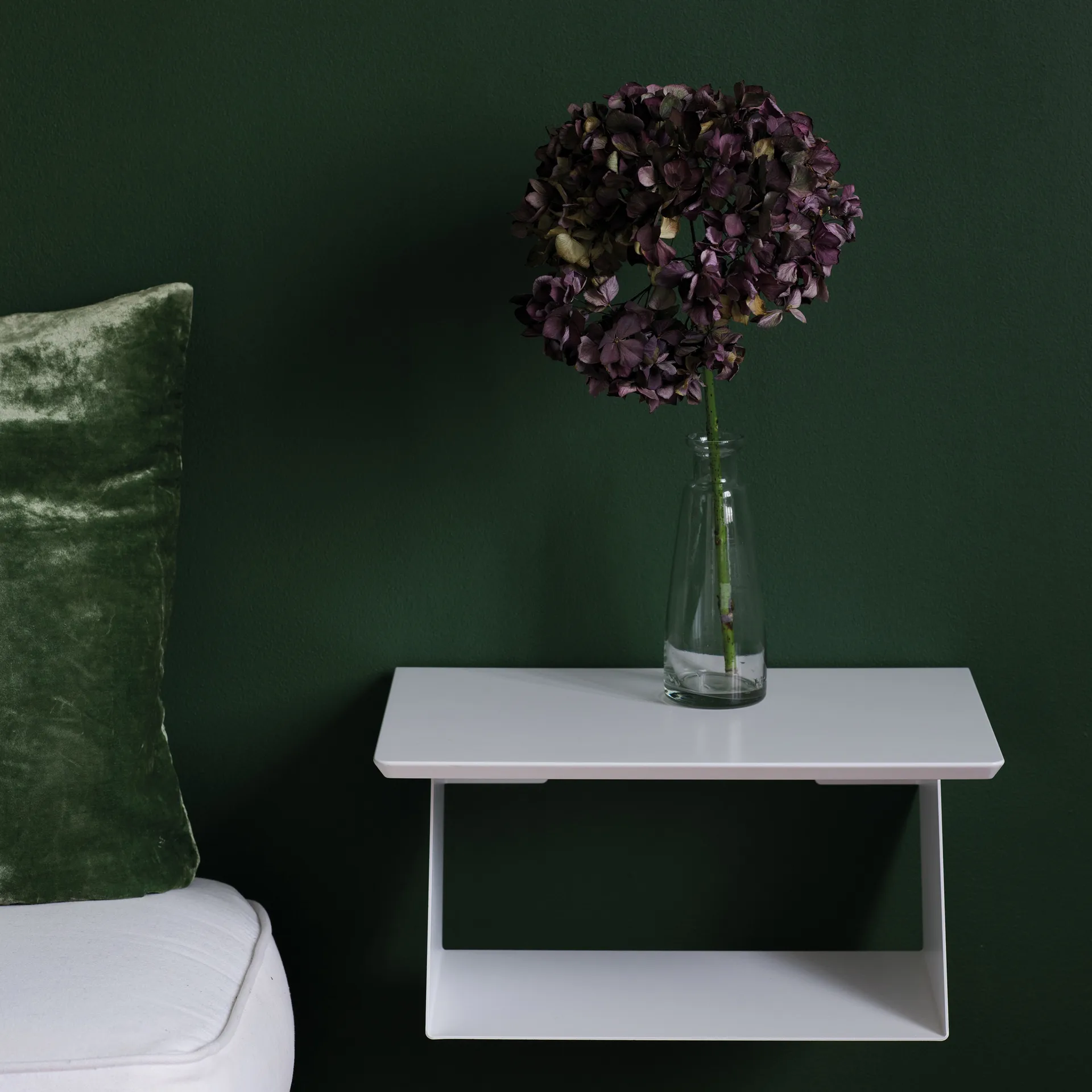 Edgy hylly, valkoinen Maze