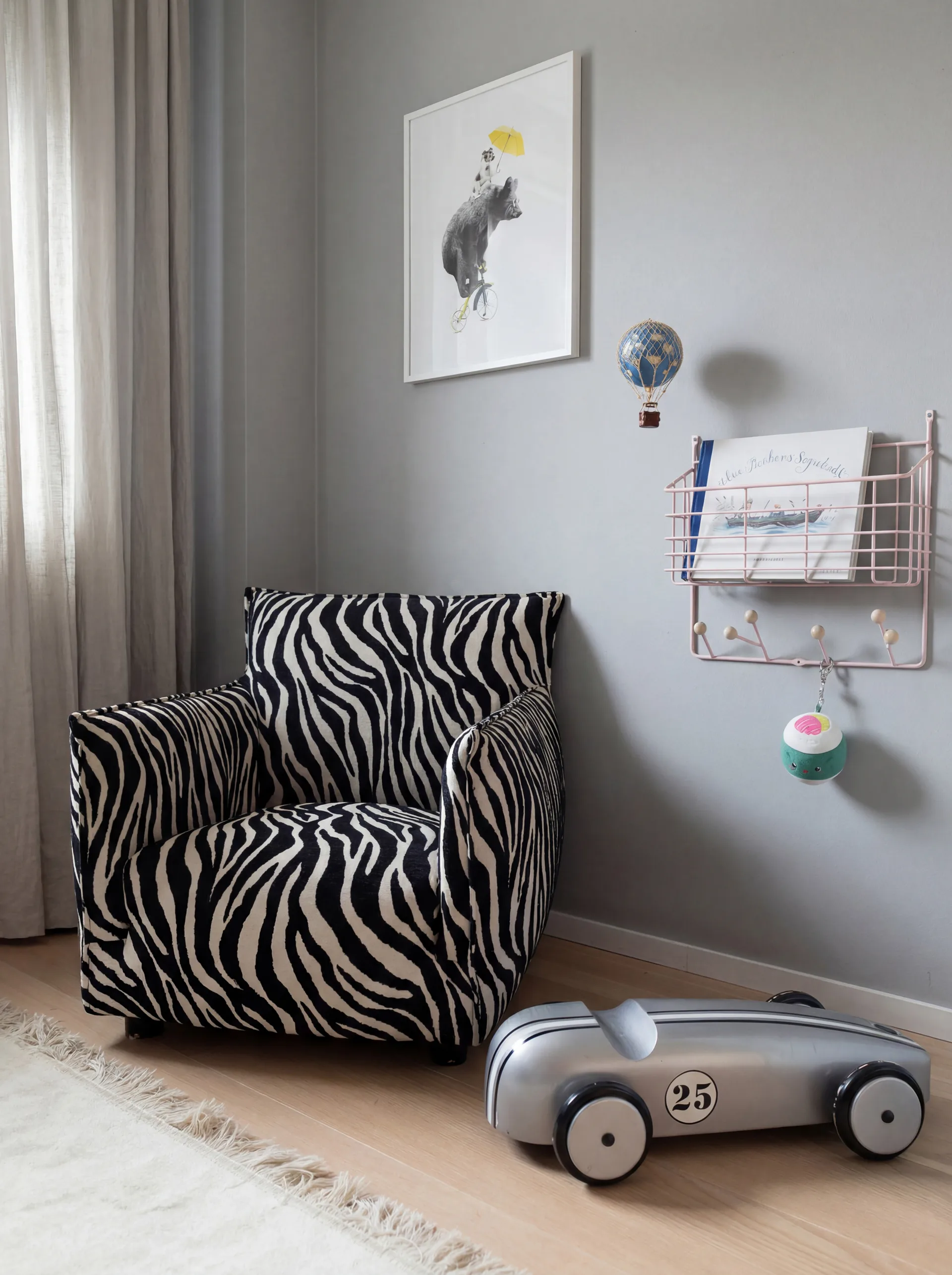 Mitten hylly junior, Vaalea pinkki, 38,6×35,2×8,6 cm Maze