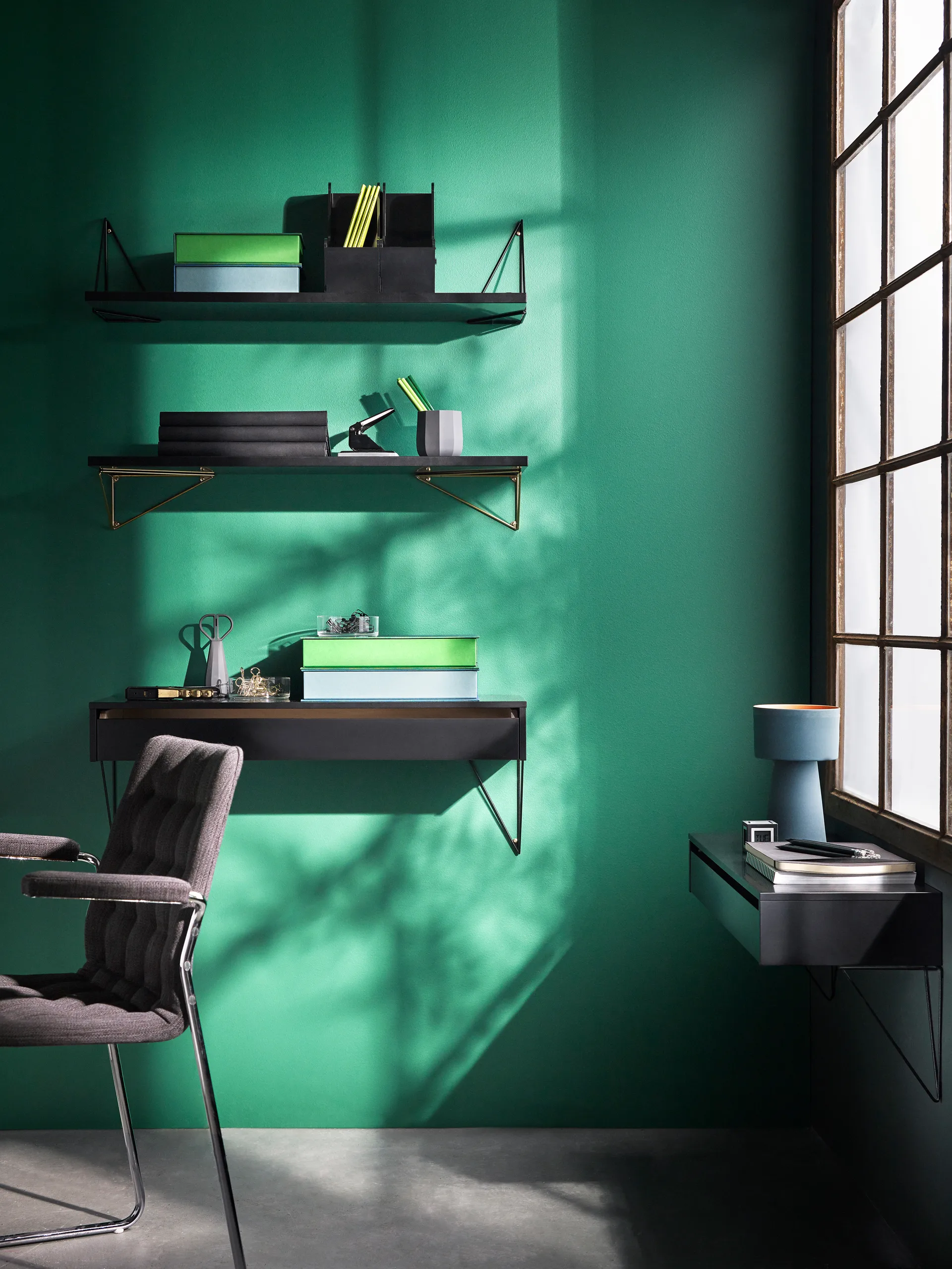 Pythagoras laatikko, L, musta Maze