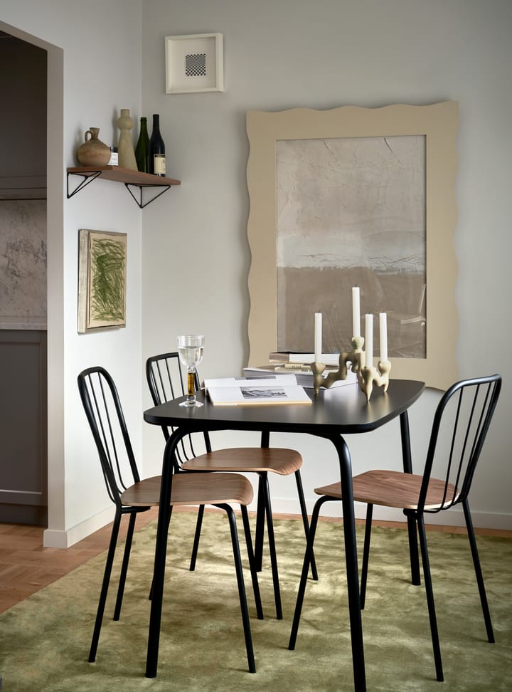 Same Chair -tuoli, Musta-saksanpähkinä Maze