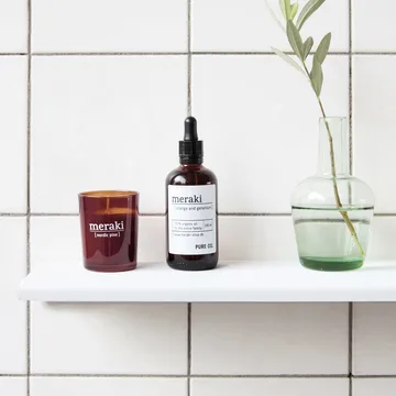 Meraki tuoksukynttilä ruskea lasi 12 tuntia - Nordic pine - Meraki