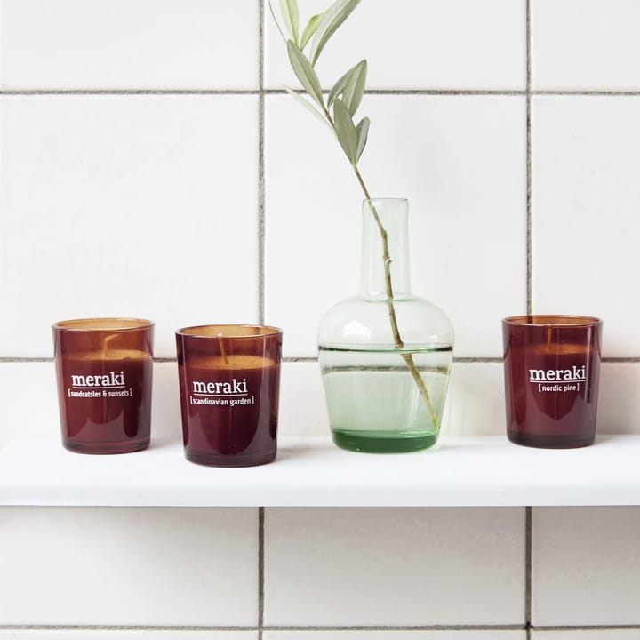 Meraki tuoksukynttilä ruskea lasi 12 tuntia, Scandinavian garden Meraki