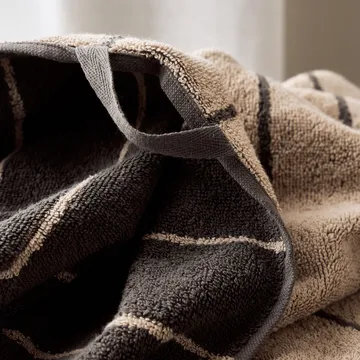 Stripe pyyhe 70x140 cm - Army - Meraki