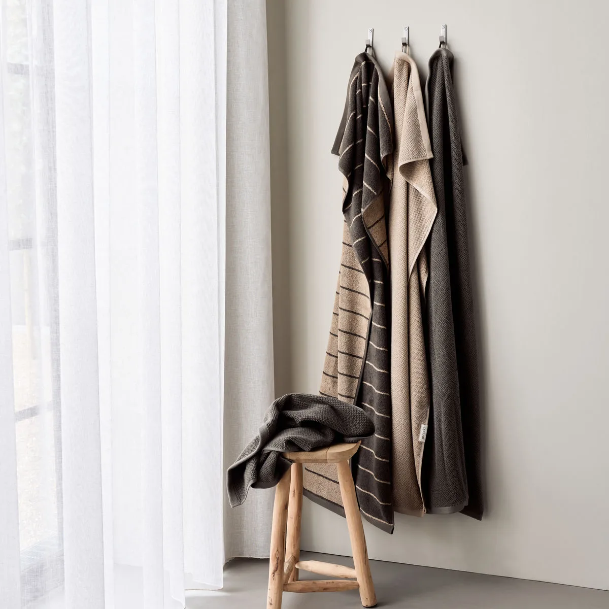 Stripe pyyhe 70x140 cm, Army Meraki