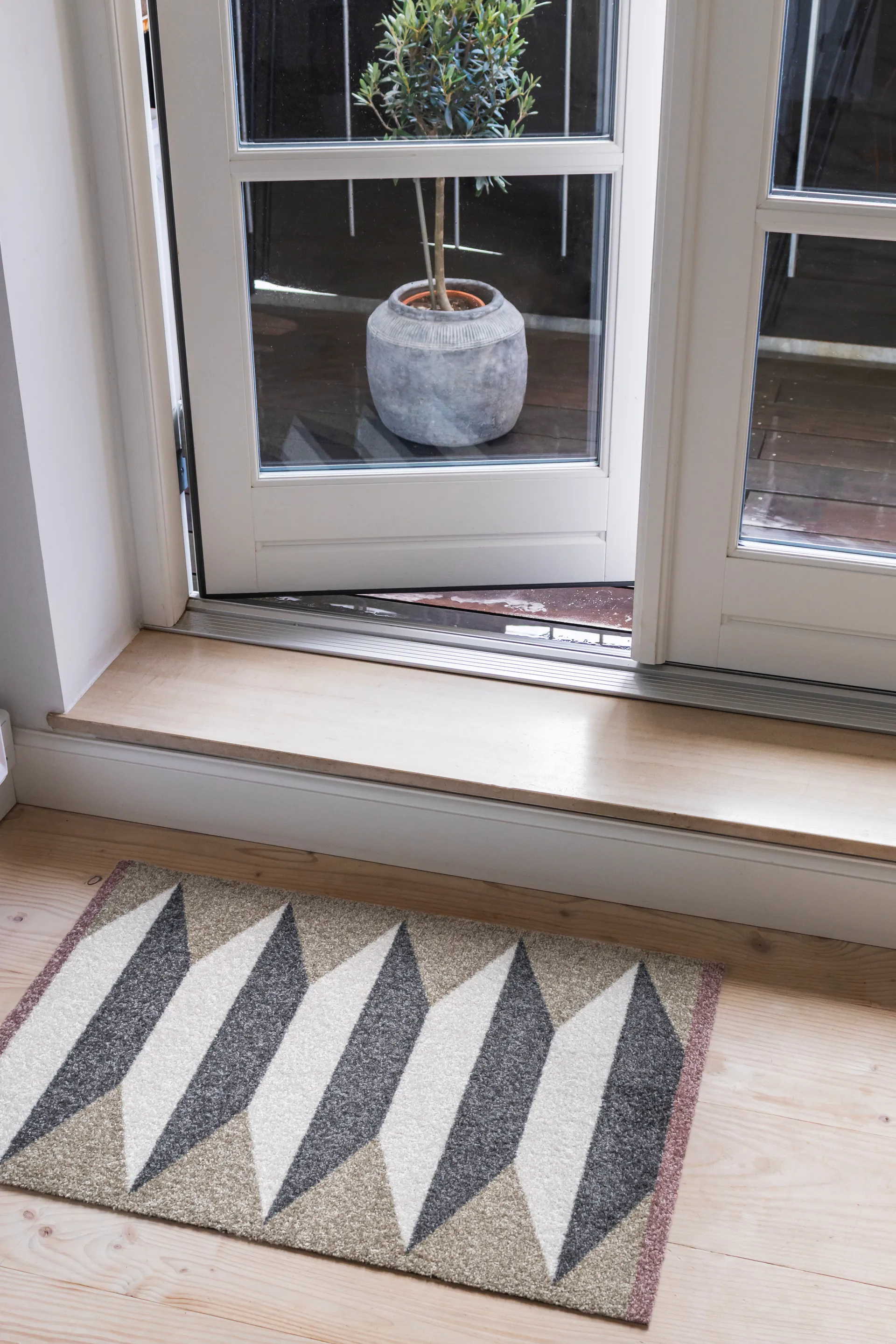 Accordion all-round -ovimatto, Hiekka, 55 x 80 cm Mette Ditmer