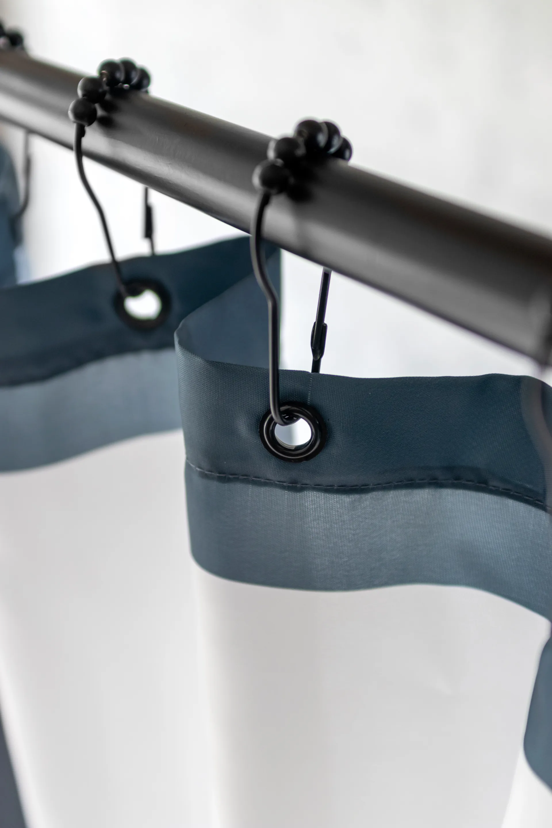 Aqua koukut suihkuverhoon 10-pakkaus, Musta Mette Ditmer