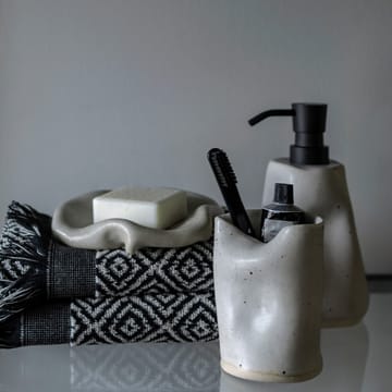 By Hand -hammasharjateline - Light grey - Mette Ditmer