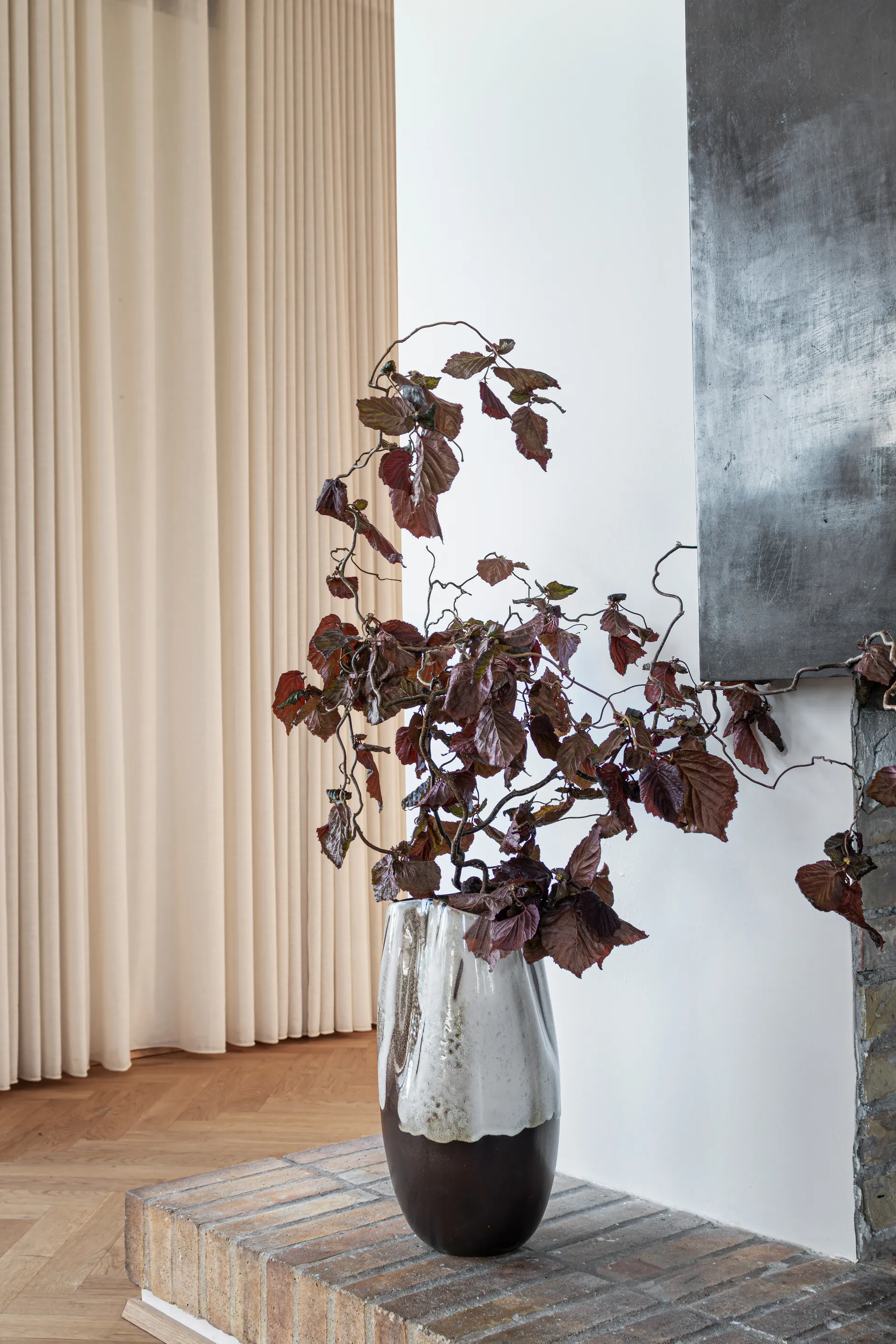 By Hand -maljakko large 38,5 cm, off-white Mette Ditmer