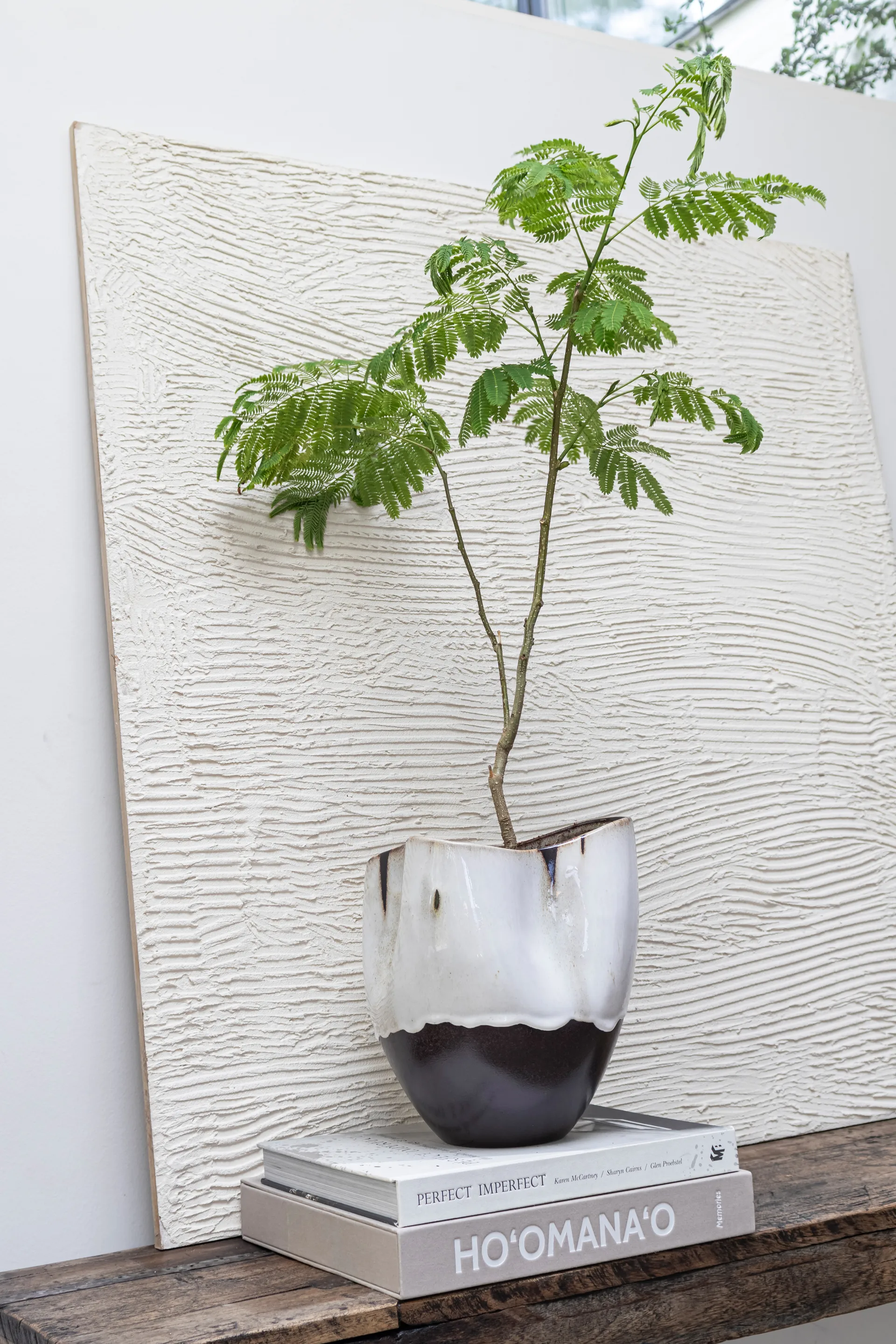 By Hand -maljakko small 24,5 cm, Off-white Mette Ditmer