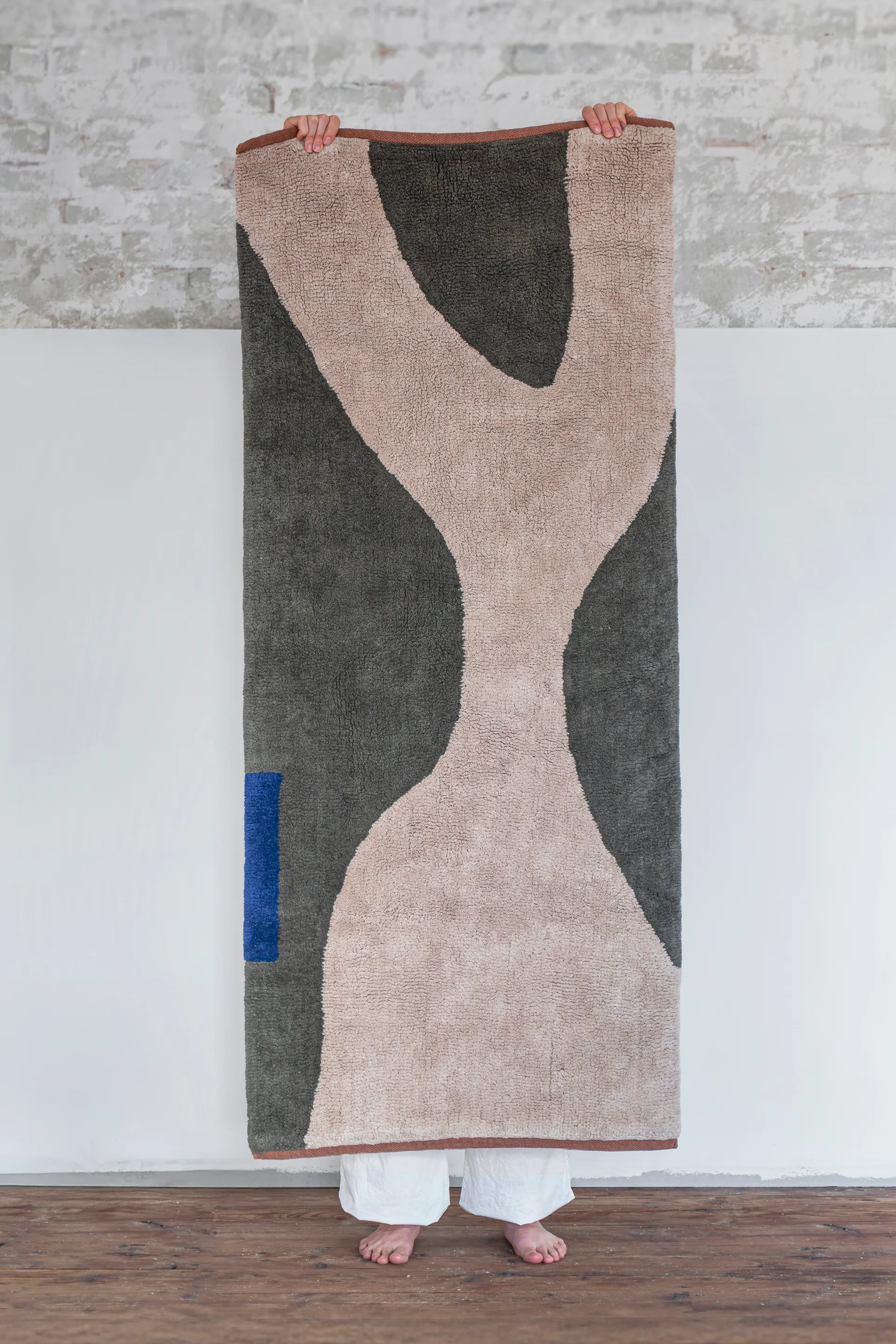 Figura matto, Dark olive, 70x150 cm Mette Ditmer