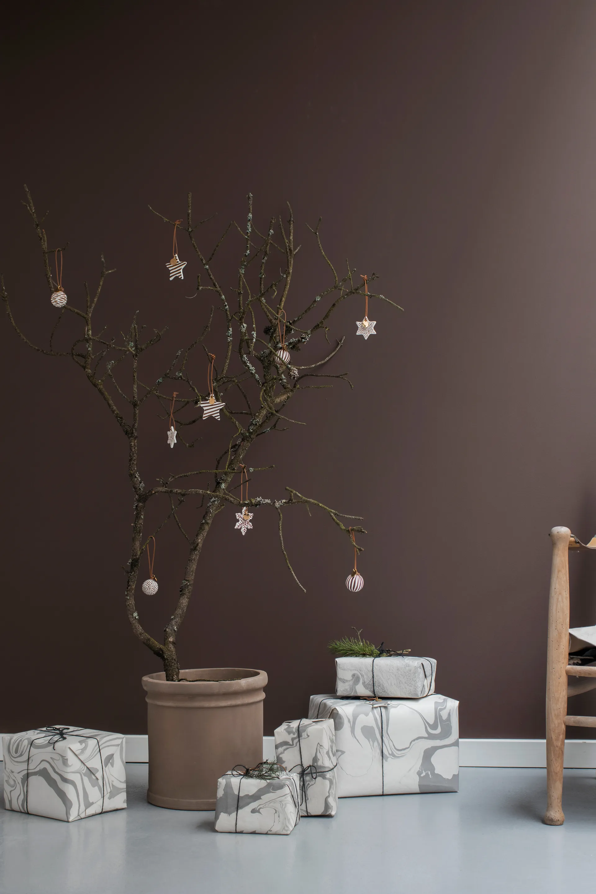 Globe joulukuusenkoriste 3 osaa, Saksanpähkinä Mette Ditmer