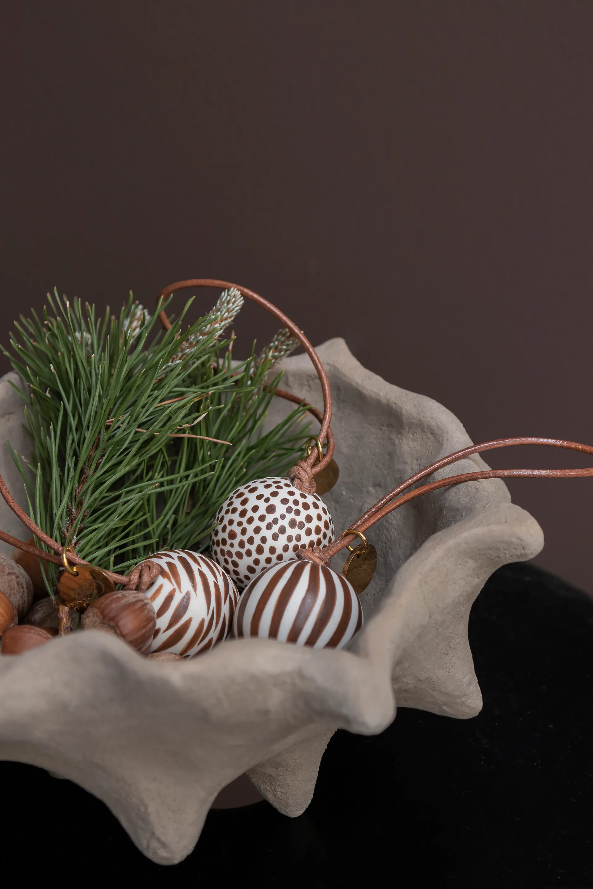 Globe joulukuusenkoriste 3 osaa, Saksanpähkinä Mette Ditmer