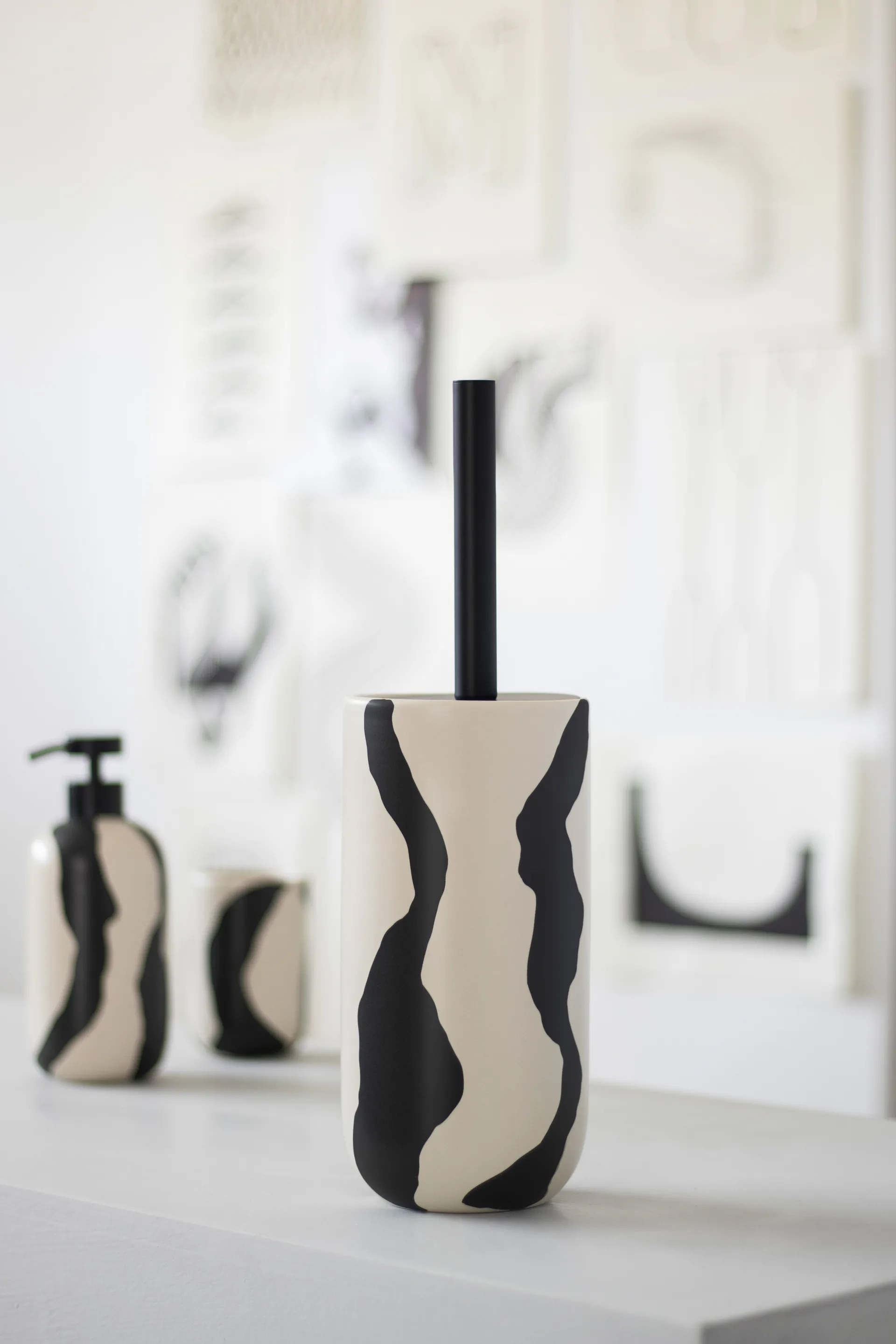 Icon WC-harja, Off-white Mette Ditmer