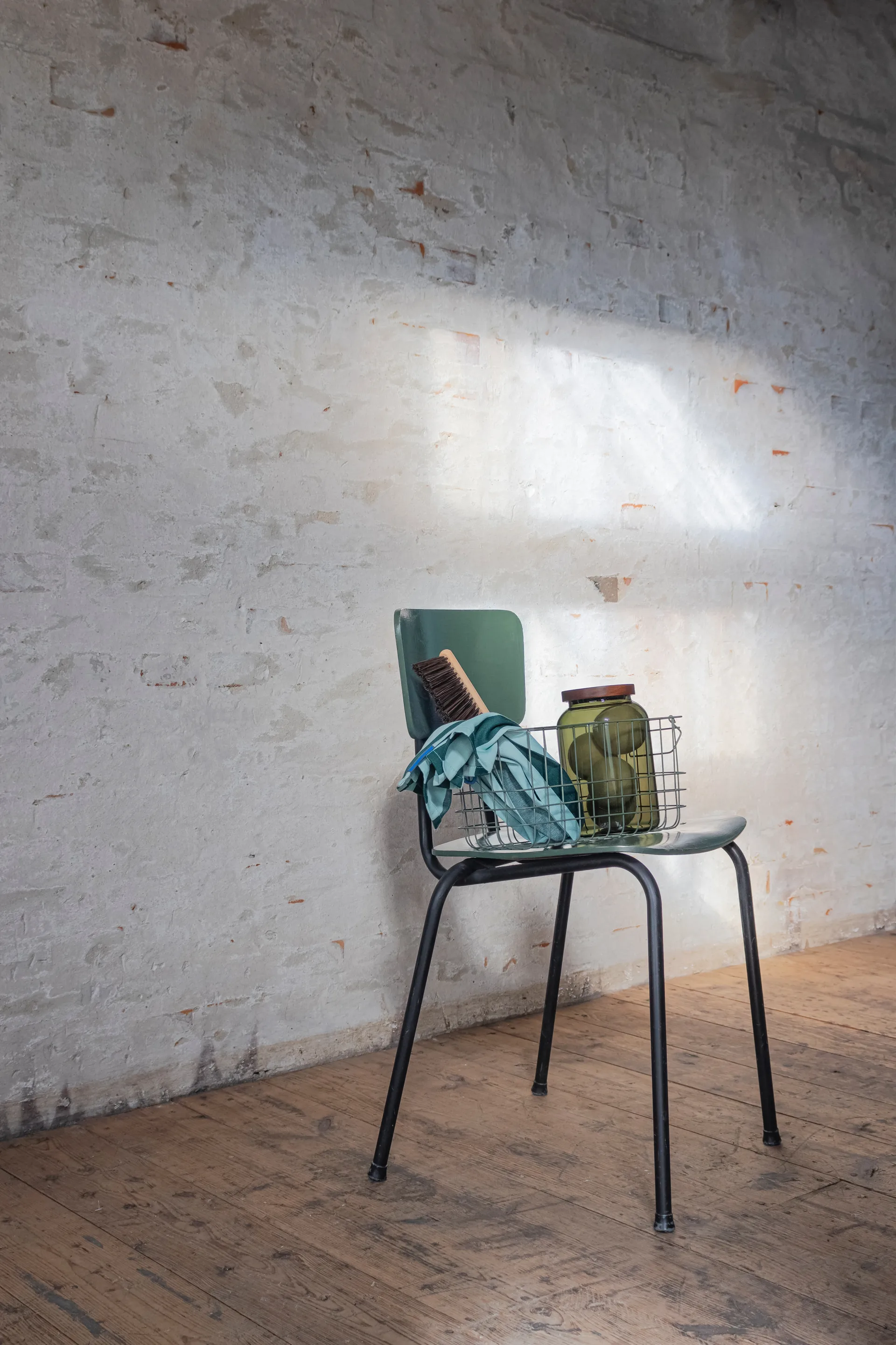 Luna purkki kannella large 20 cm, Dark forest Mette Ditmer