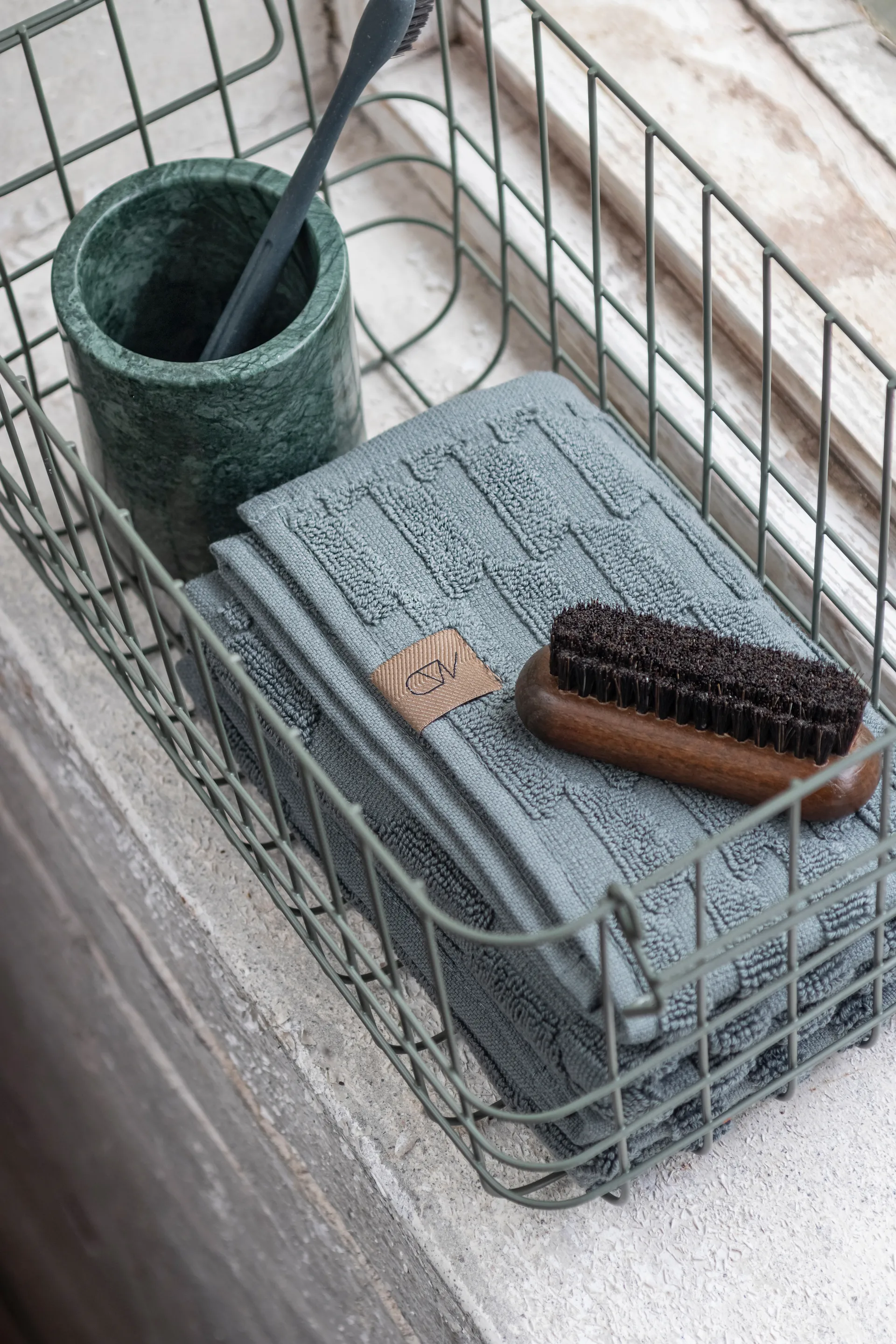 Marble hammasharjateline 10 cm, Dark forest Mette Ditmer