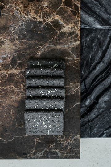 Marble tarjotin large 18x38 cm - Black-grey - Mette Ditmer