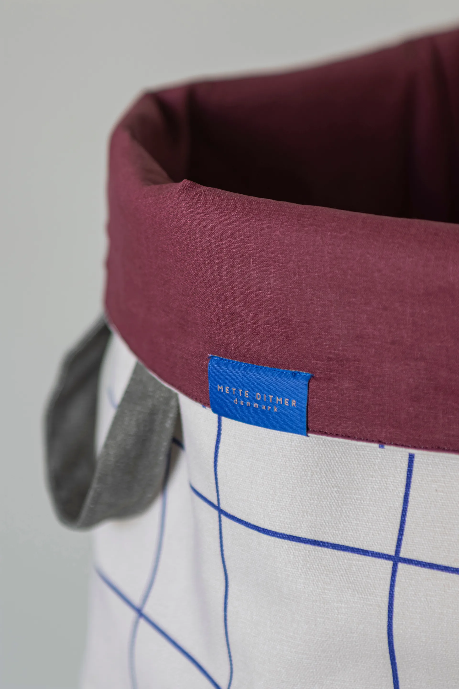 Mesh pyykkikori Ø40x50 cm, Cobalt-hiekka Mette Ditmer