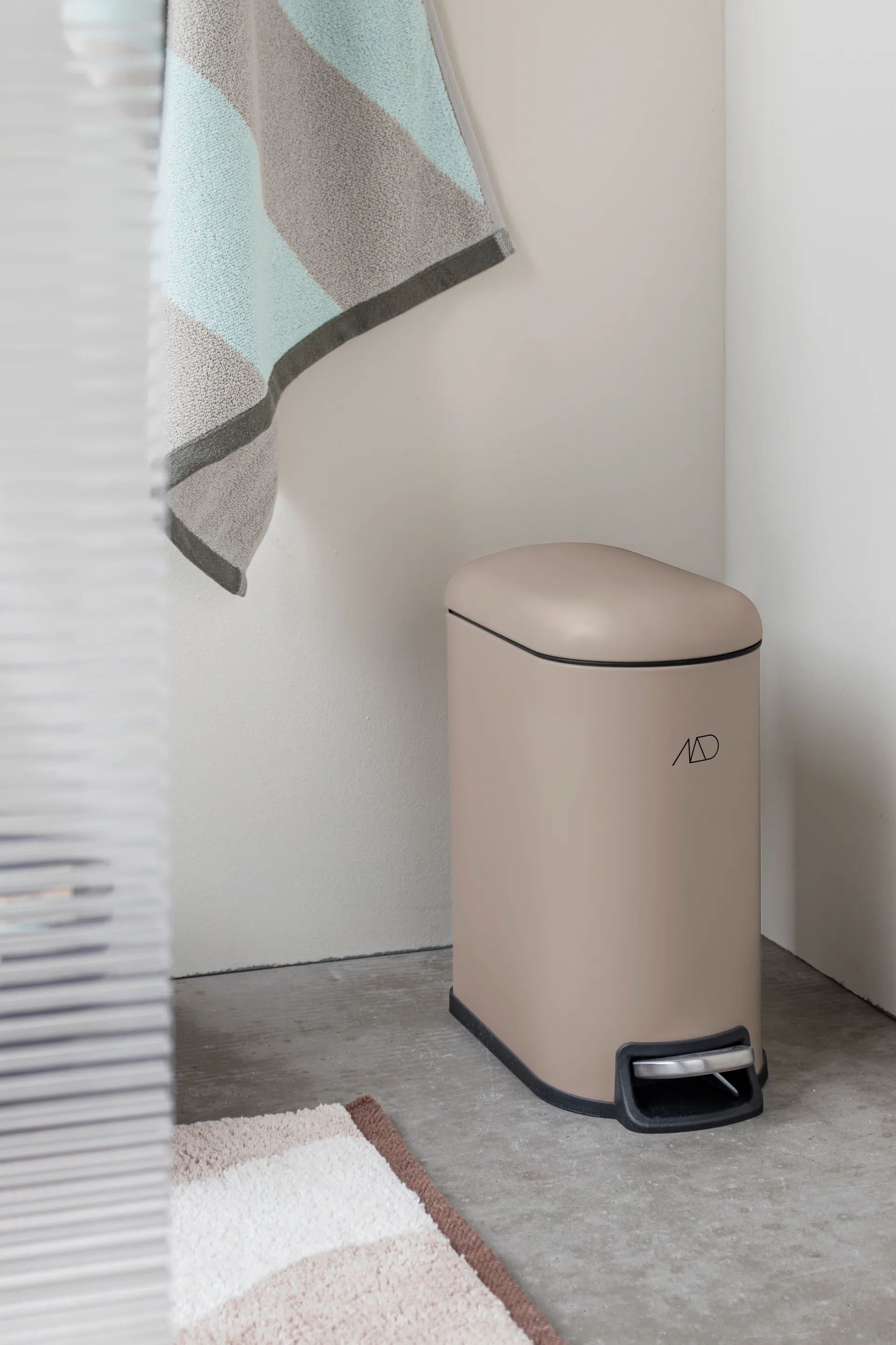 Mini-Walther poljinroskis 5 L, Hiekka Mette Ditmer