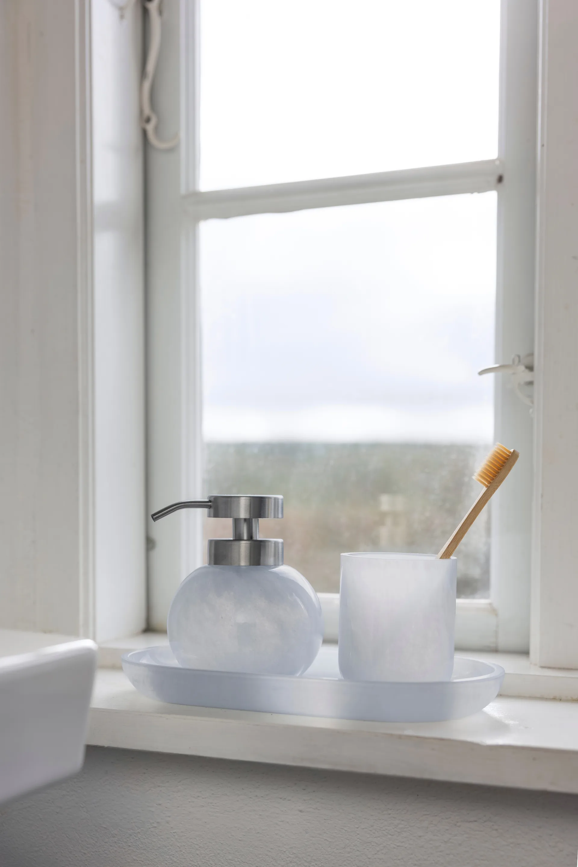 Opal tarjotin, Vaaleansininen, 14×25,5 cm Mette Ditmer