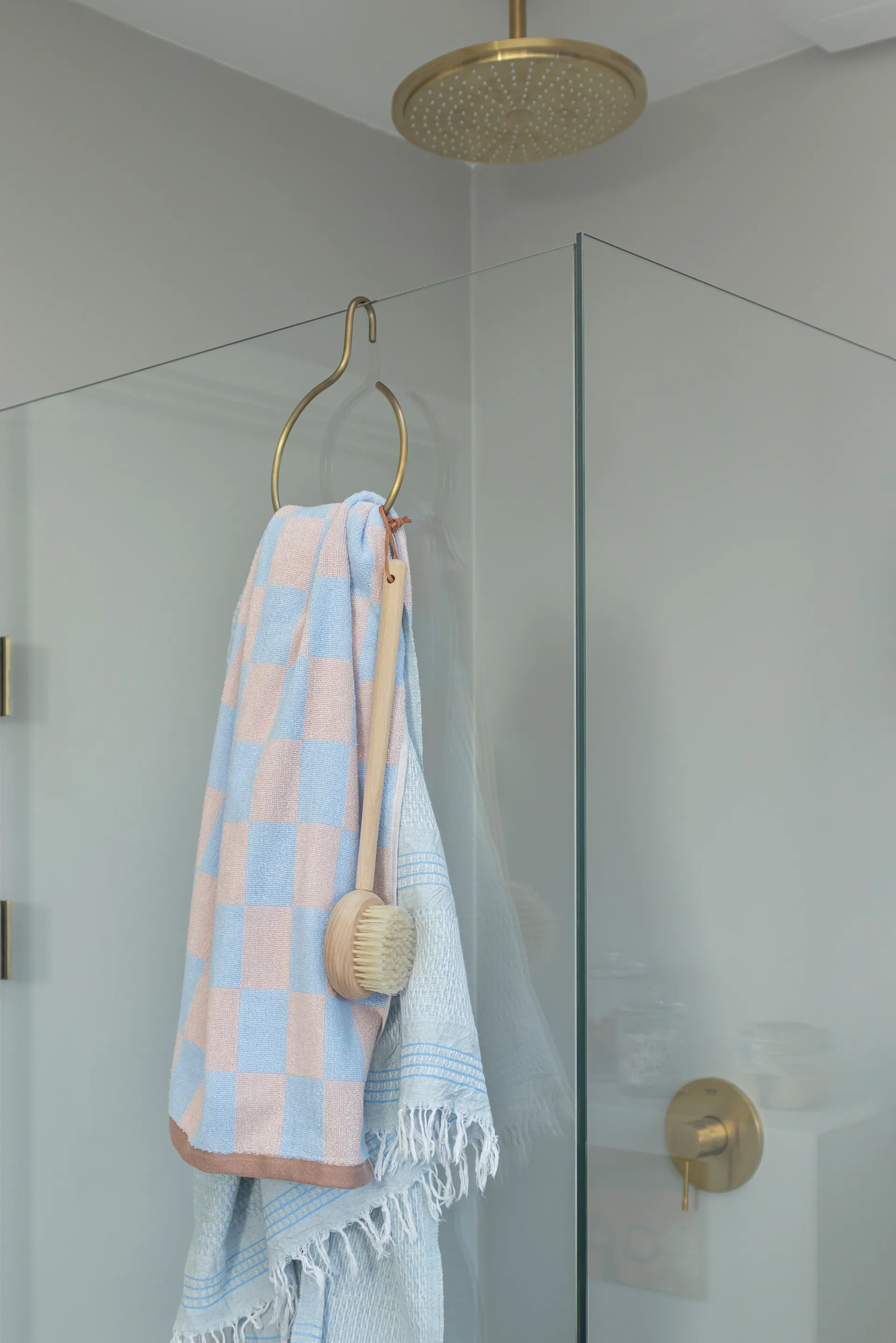 Retro käsipyyhe 70 x 133 cm, Light blue Mette Ditmer