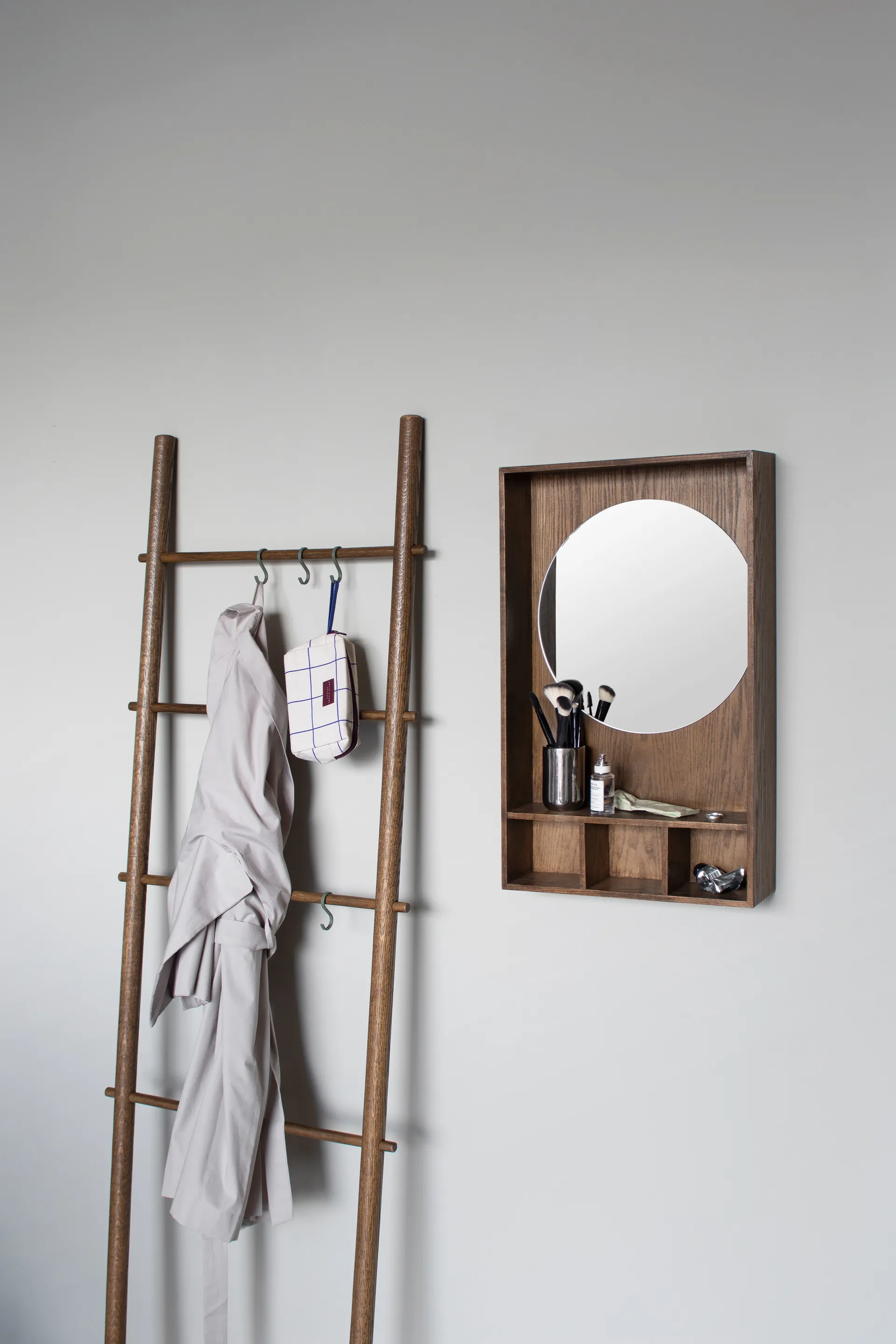 Show-me peili hyllyllä small, Tummalla öljytty Mette Ditmer