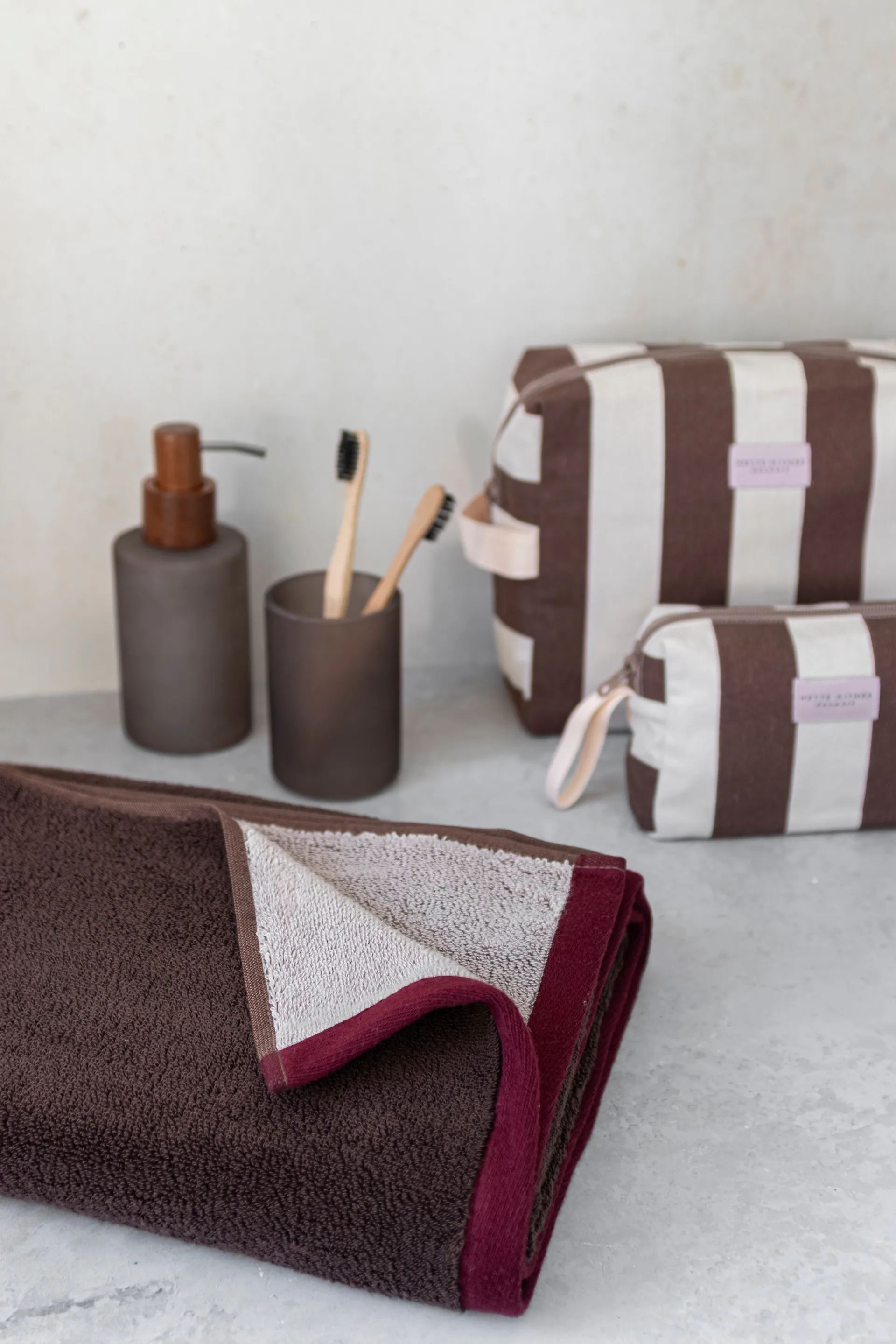 Soft badhandduk 70x133 cm -> Soft kylpypyyhe 70x133 cm, Brown sand Mette Ditmer