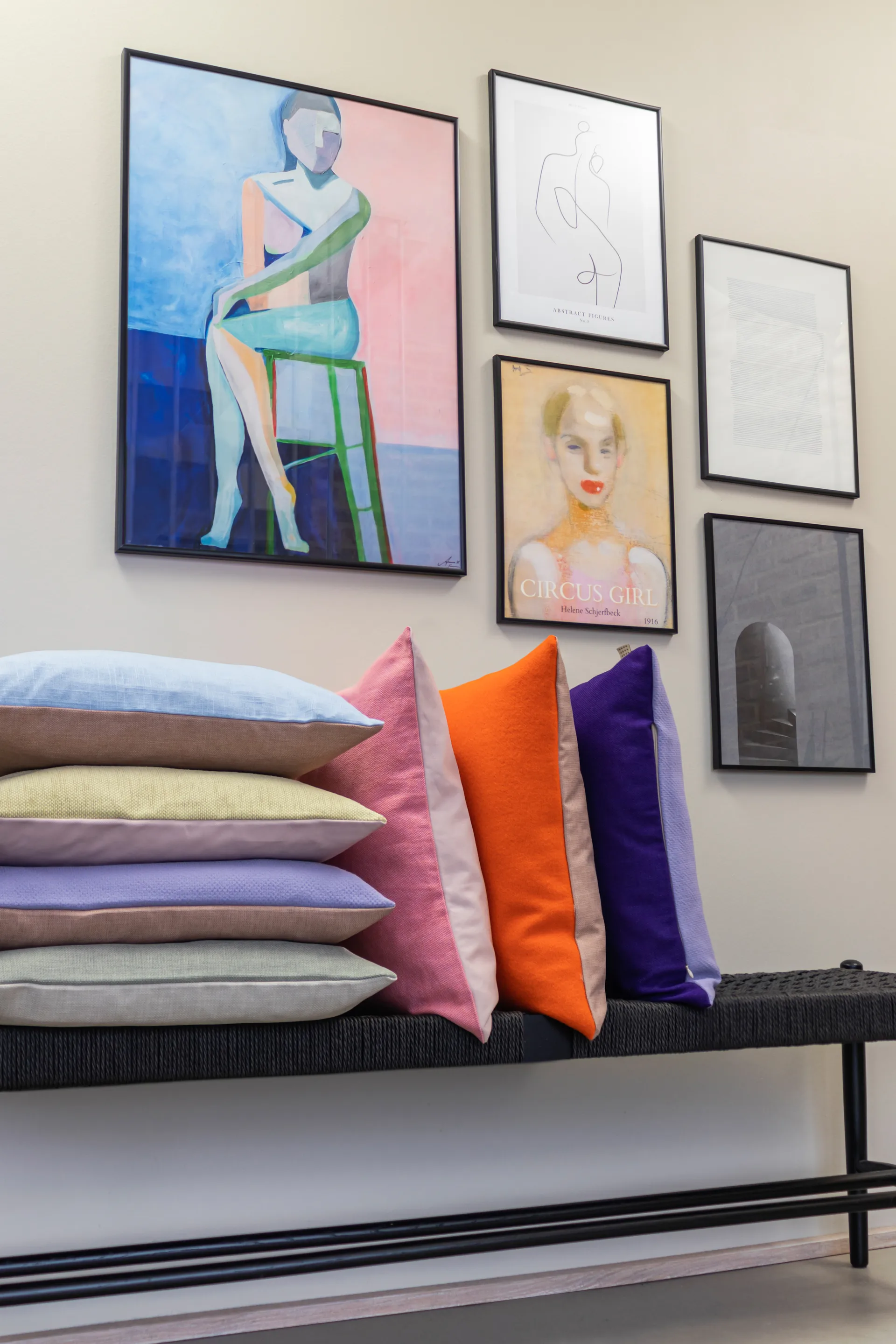 Spectrum tyyny 50 x 50 cm, Peach-blue Mette Ditmer