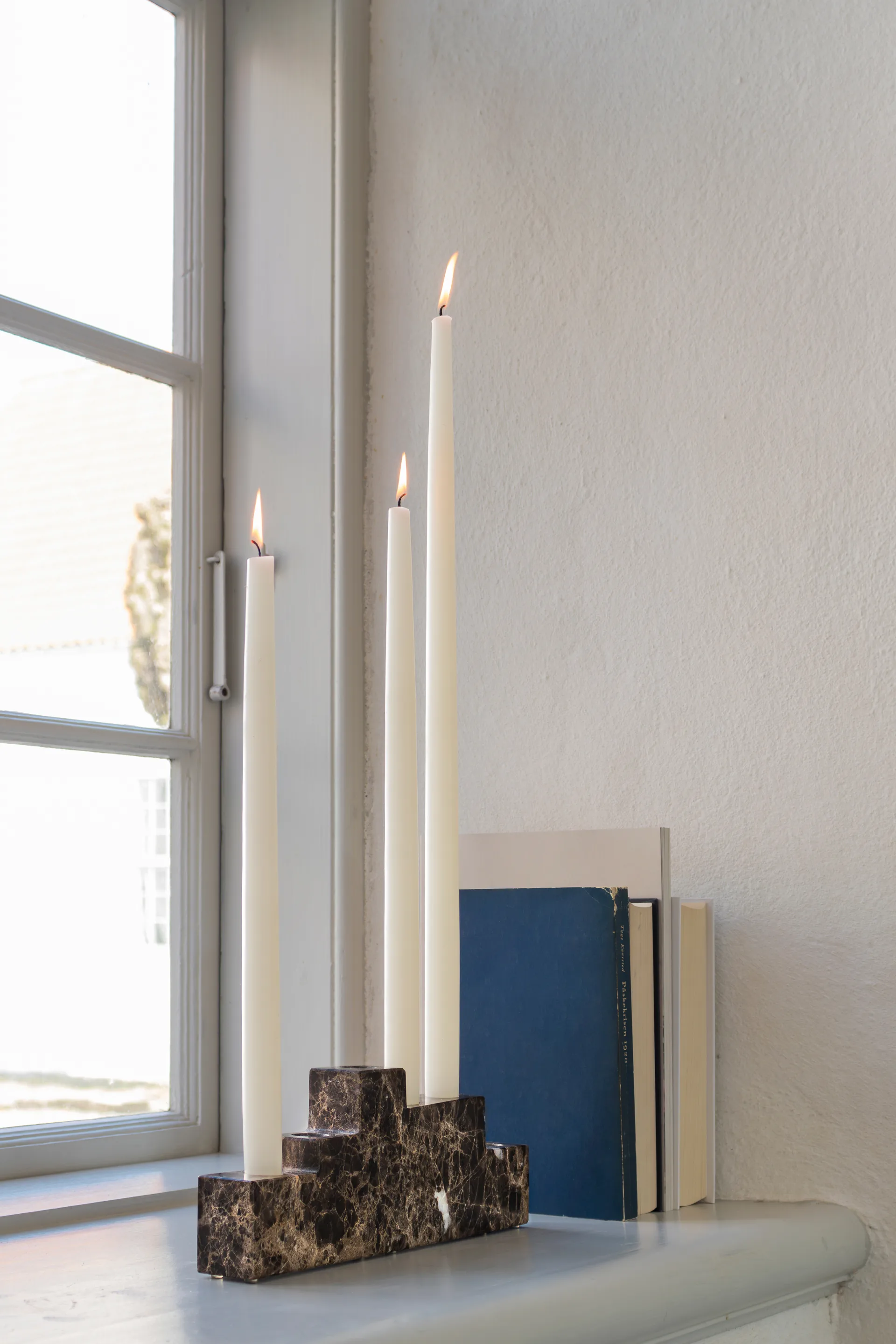 Step six kynttilänjalka, Ruskea Mette Ditmer