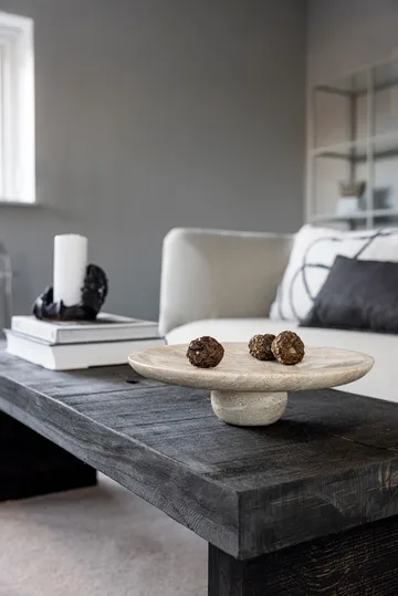 Travertiini jalusta - Pellava, Ø32×8,5 cm - Mette Ditmer