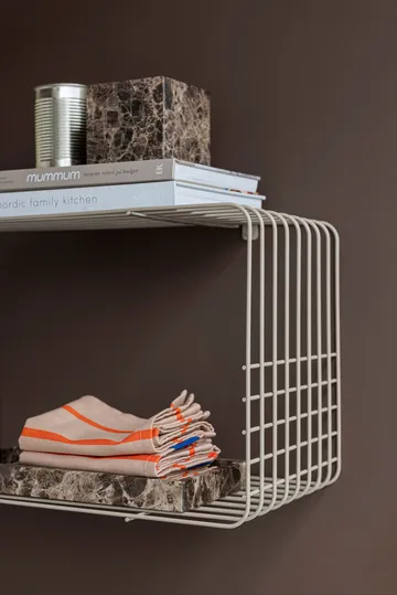 Wire-hylly - Hiekka, 31×70×26 cm - Mette Ditmer