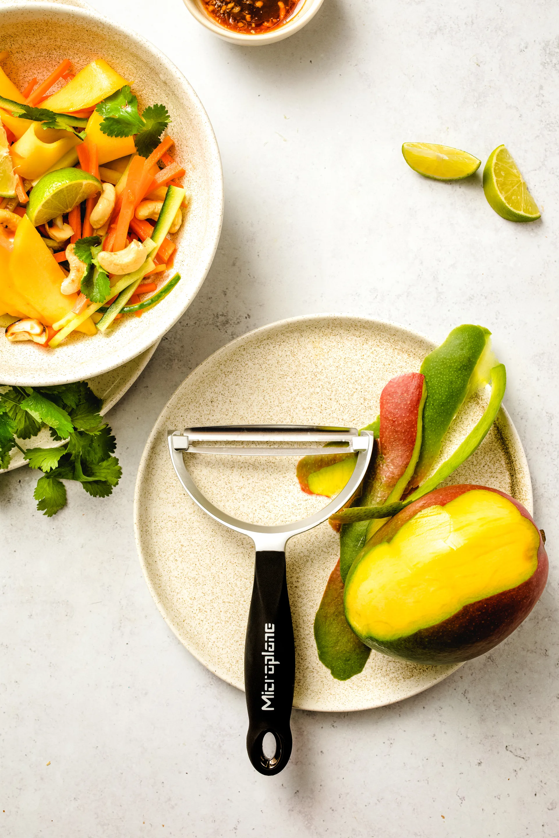 Ammattimainen XL-kuorija 17 cm, Musta Microplane