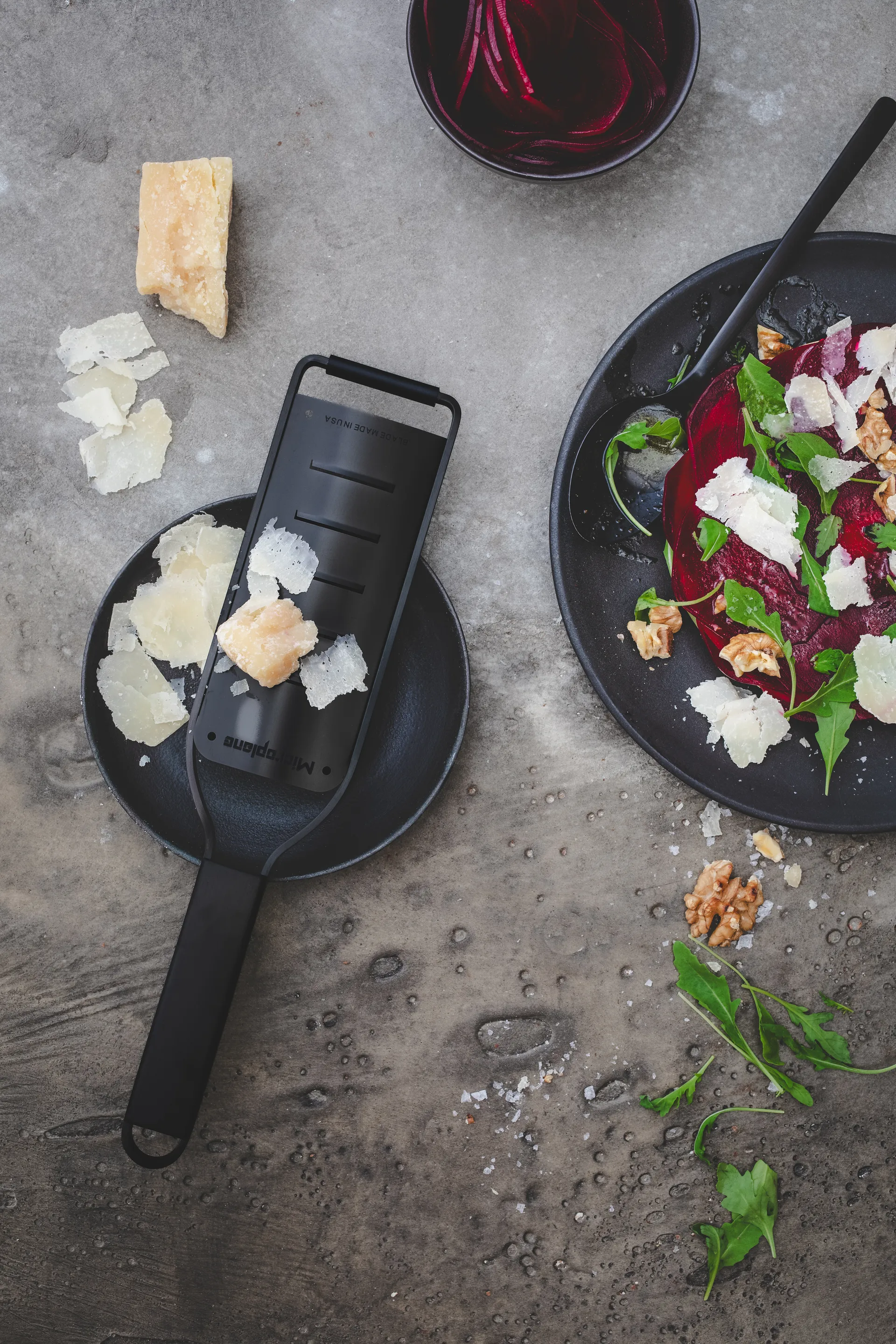 Black Sheep suuri raastinrauta 30 cm, Musta Microplane