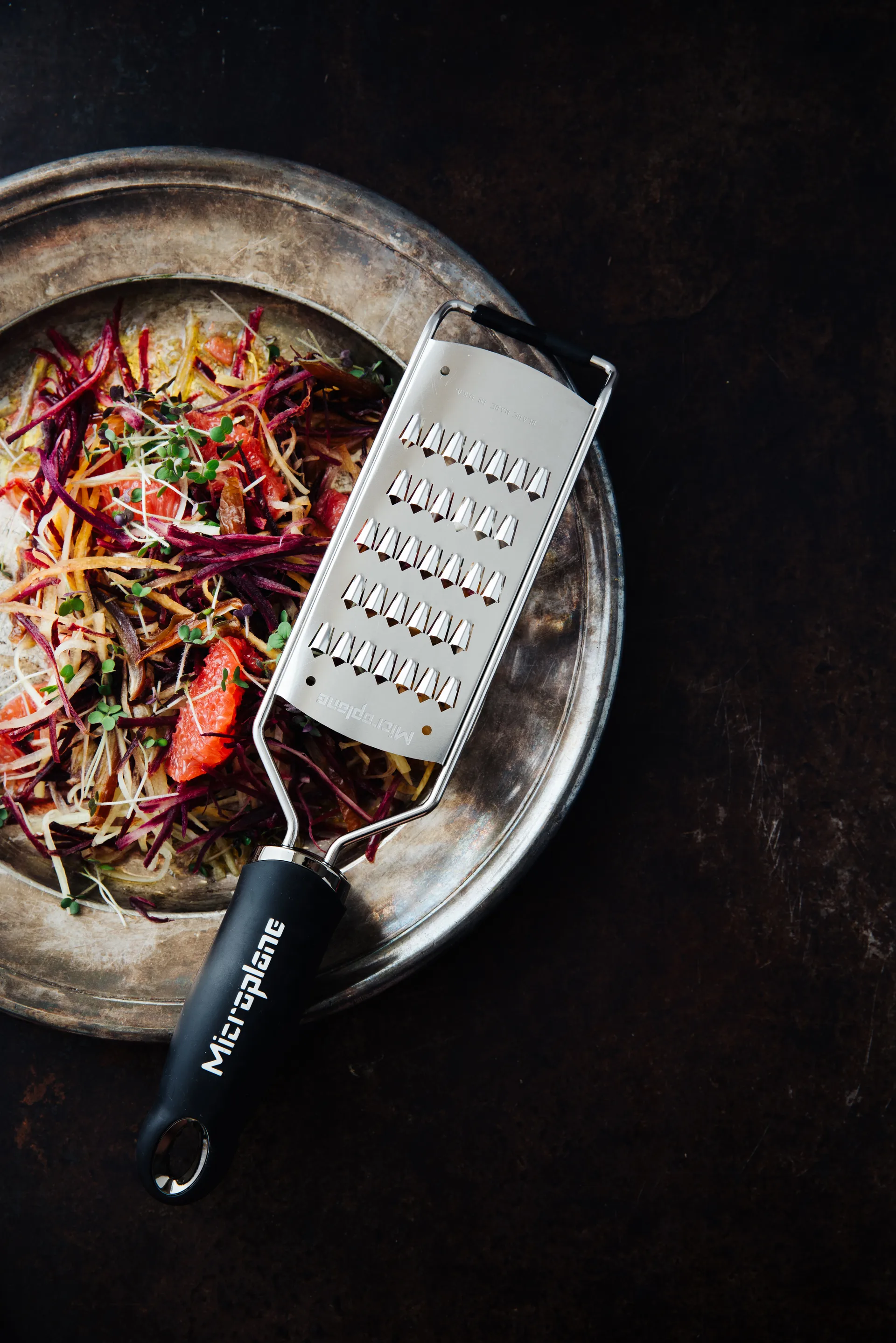 Gourmet julienneraastin hieno 31 cm, Musta Microplane