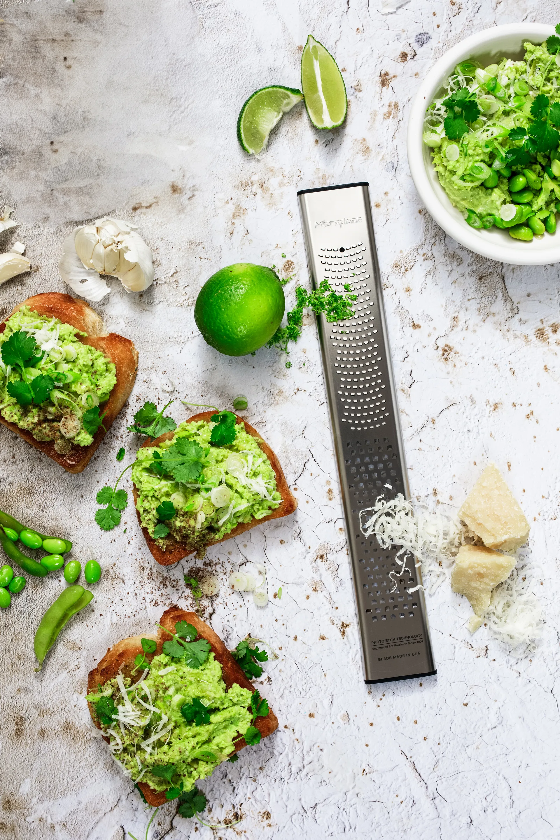 Microplane kaksiteräinen 30-vuotisjuhlavuosi zesteri, Ruostumaton teräs Microplane