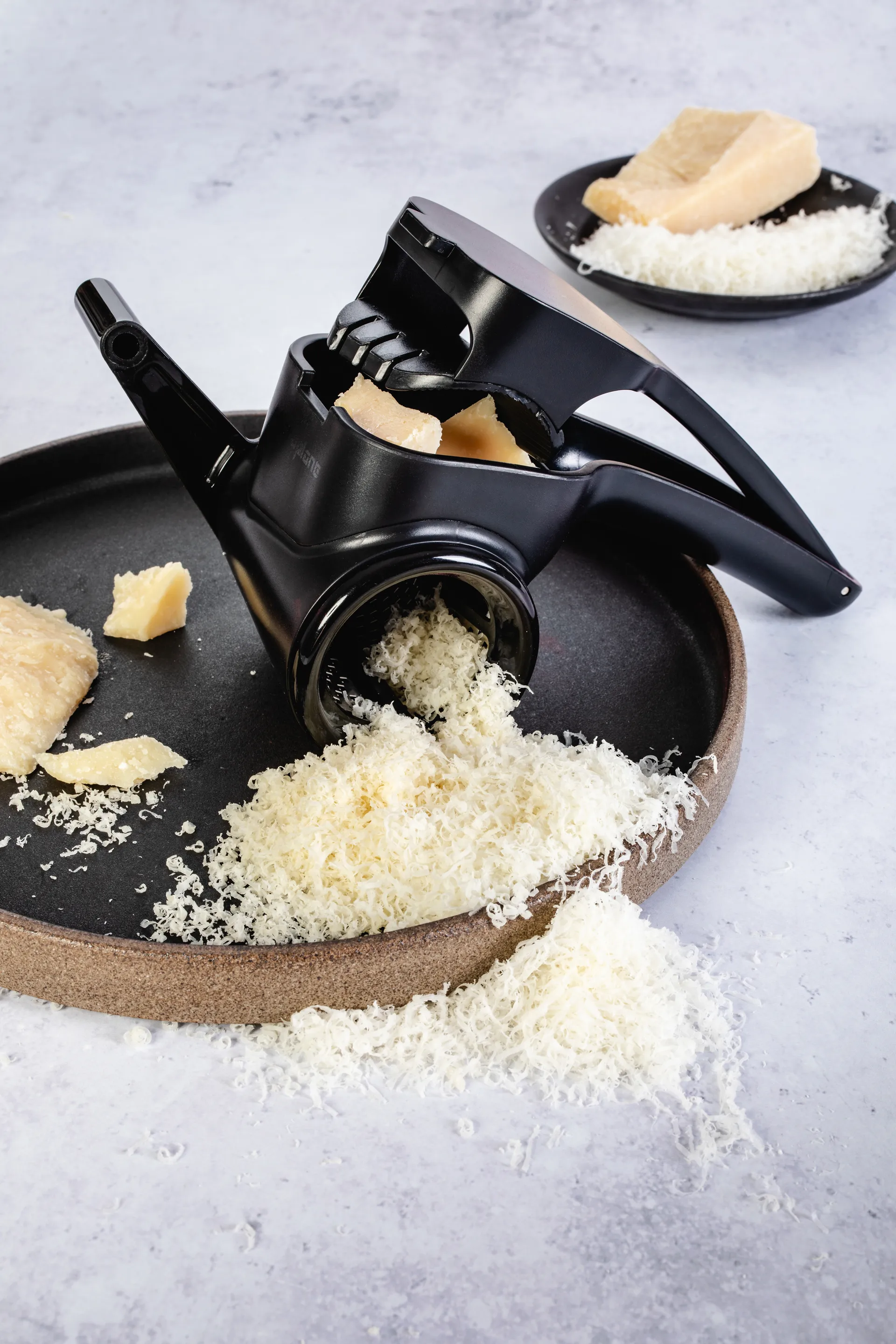 Microplane pyörivä raastinrauta, Musta Microplane