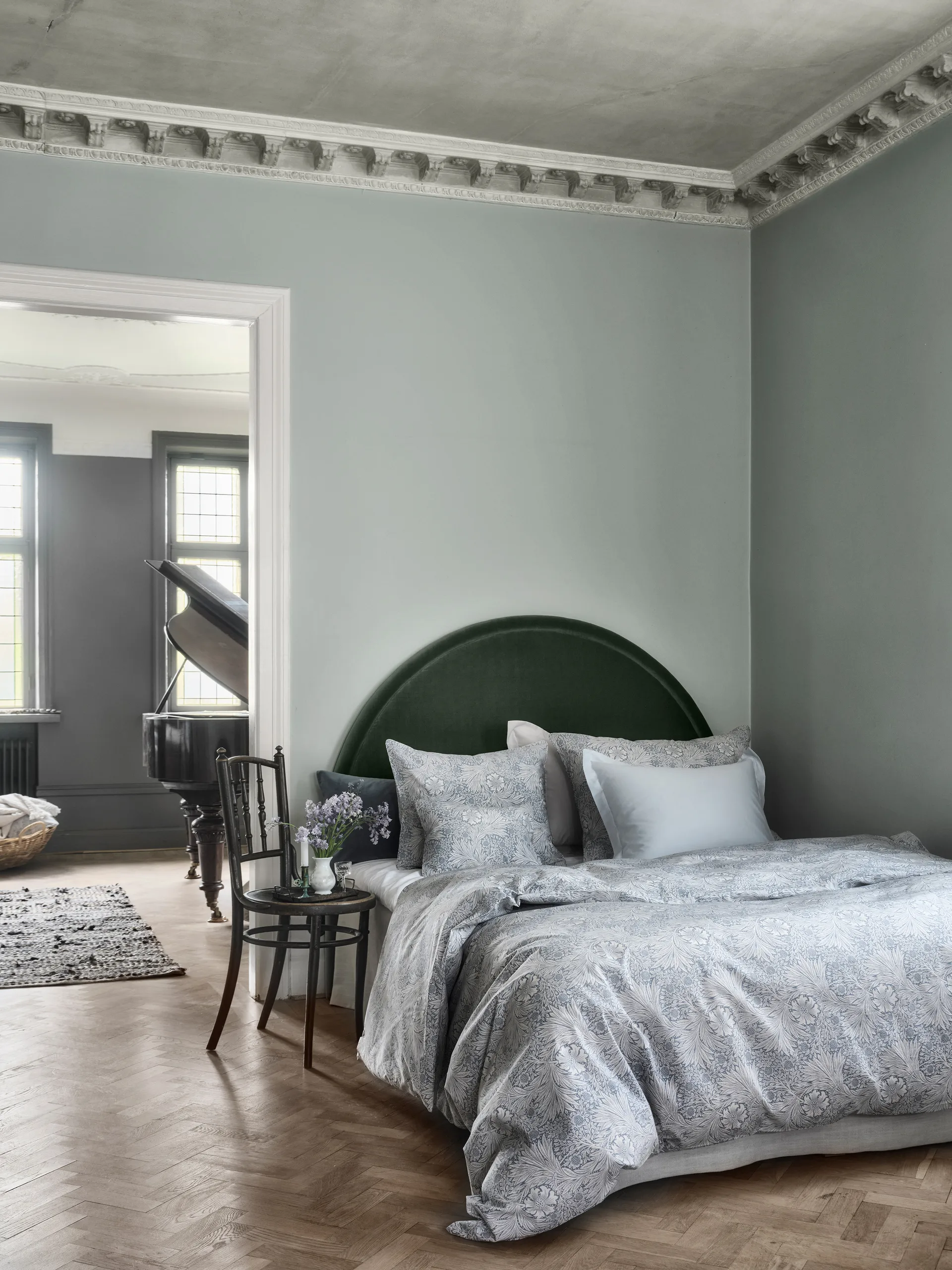 Morris & Co. Marigold Pussilakana, Sininen, 150x210 cm Mille Notti