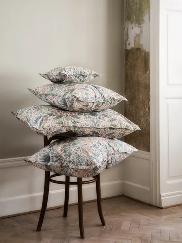 Morris & Co. Strawberry Thief Tyynyliina - Vihreä, 50x60 cm - Mille Notti