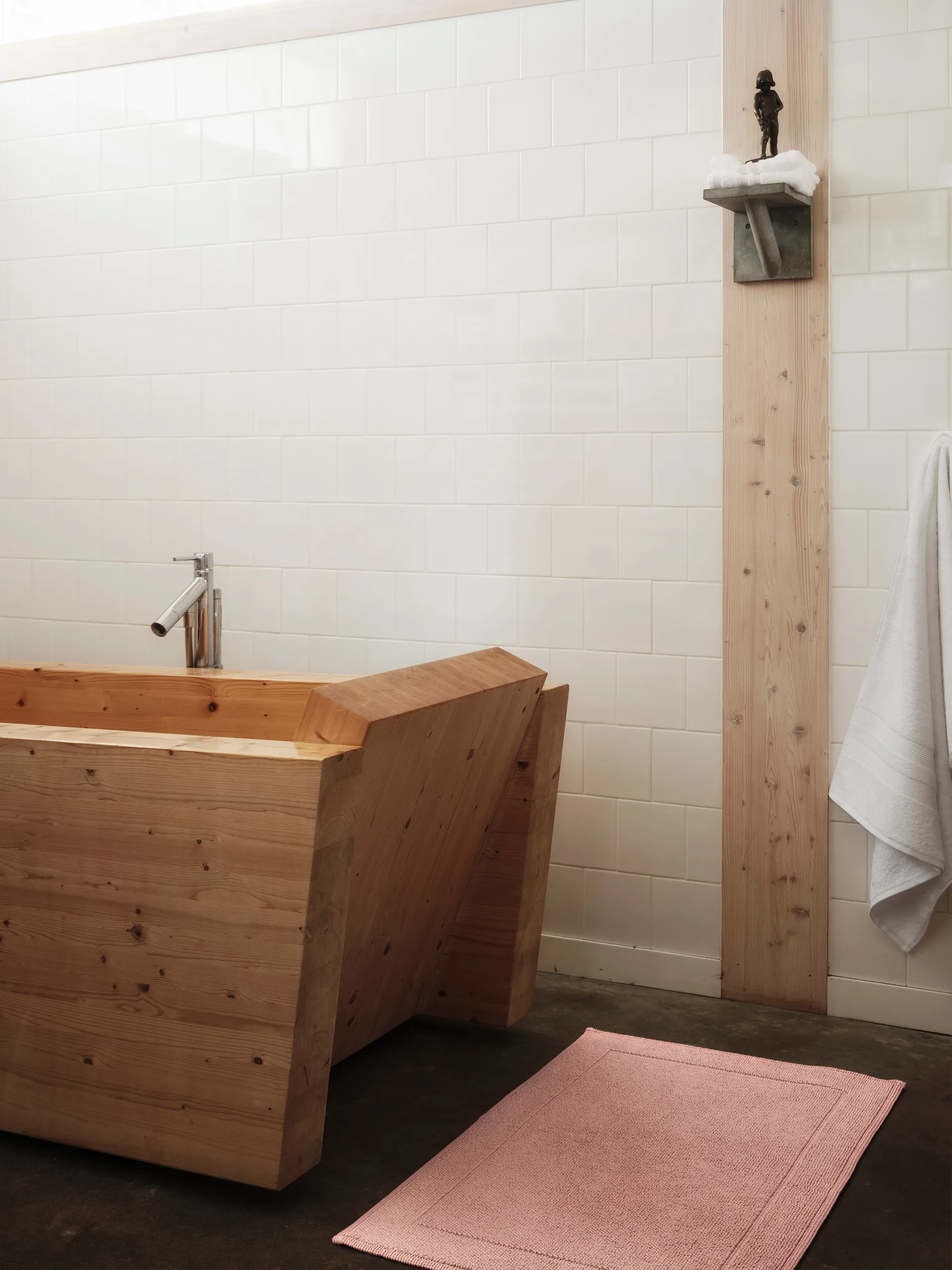 Portofino Kylpyhuoneen matto, Vaaleanpunainen 60 x 90 cm Mille Notti