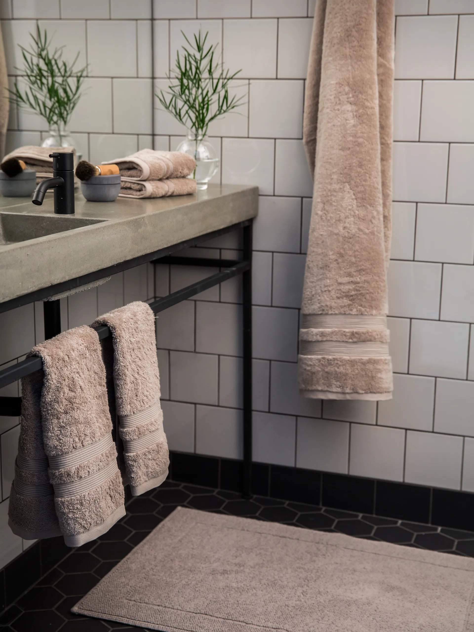 Portofino Kylpyhuoneen matto, Vaaleanruskea, 60 x 90 cm Mille Notti