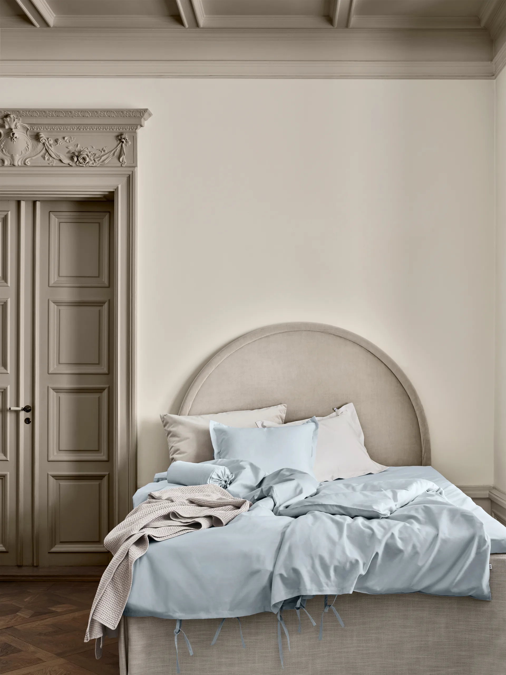 Satina plain tyynyliina, Ljublå, 50x90 cm Mille Notti