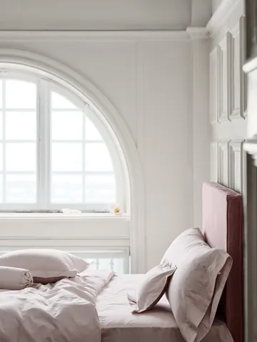 Satina Pussilakana - Vaaleanpunainen, 220 x 220 cm - Mille Notti