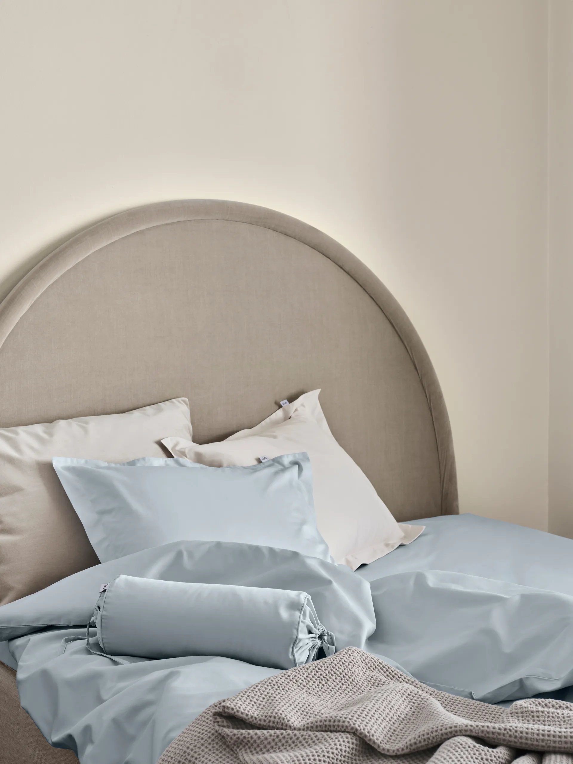 Satina Pussilakana, Vaaleansininen, 220 x 220 cm Mille Notti