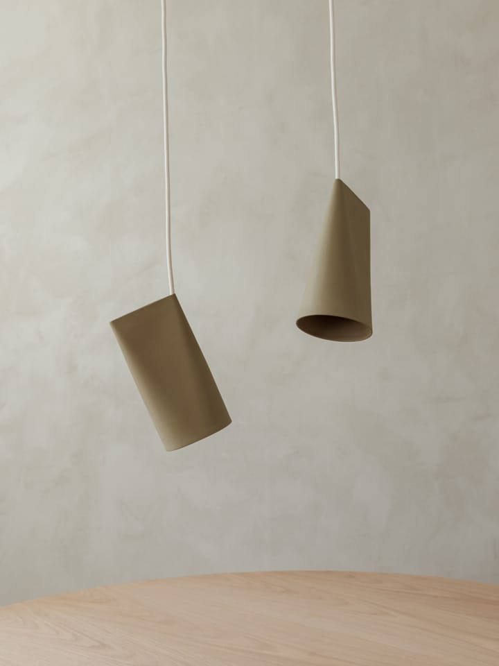 Kattovalaisin keramiikka 11,2 x 22 cm, Olive MOEBE